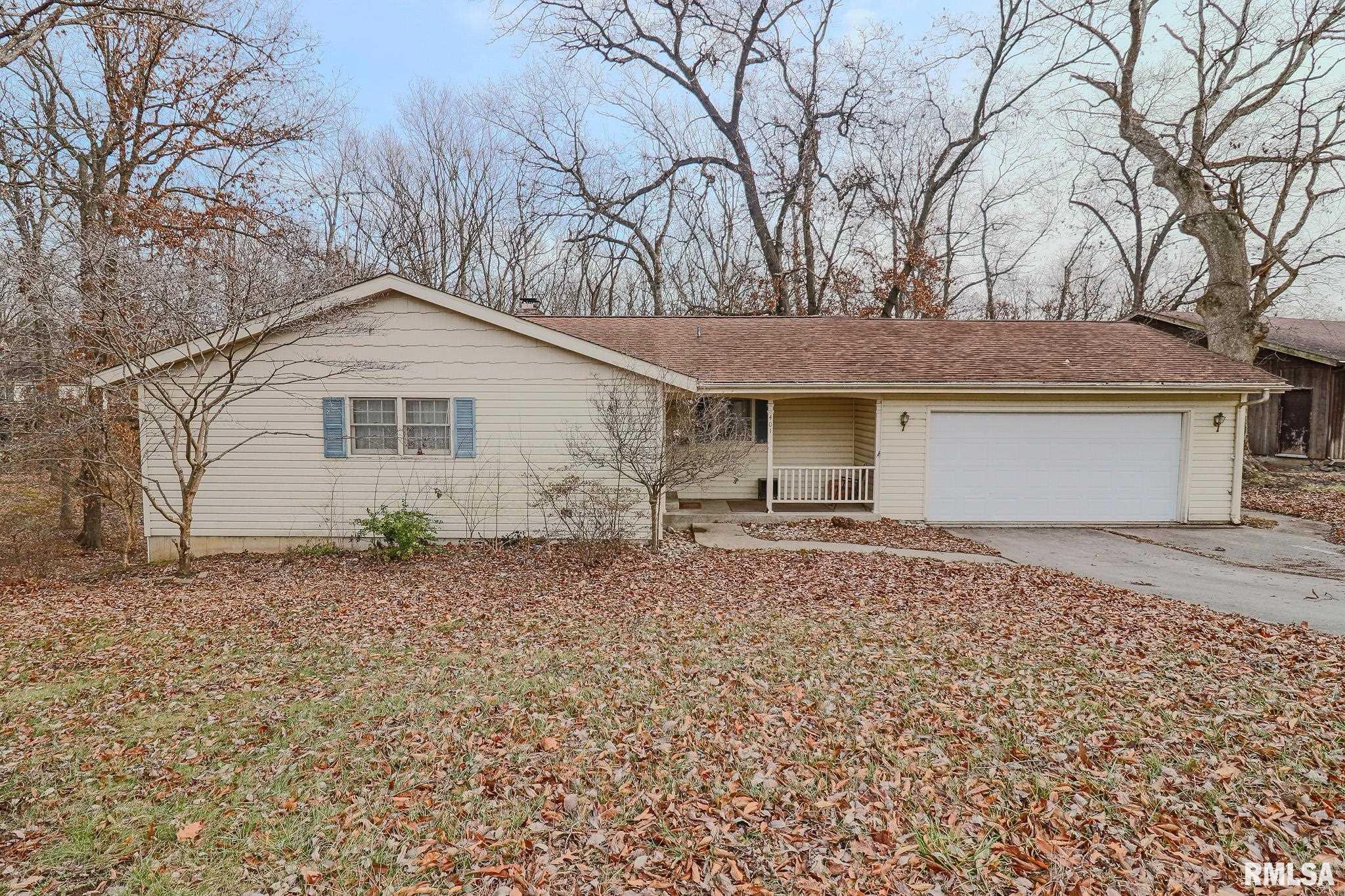 401 OAKBROOK Drive