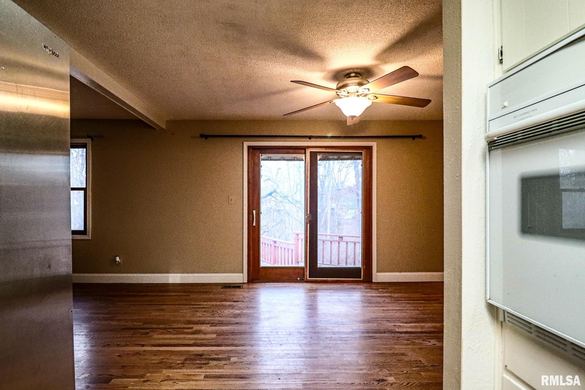 401 OAKBROOK Drive
