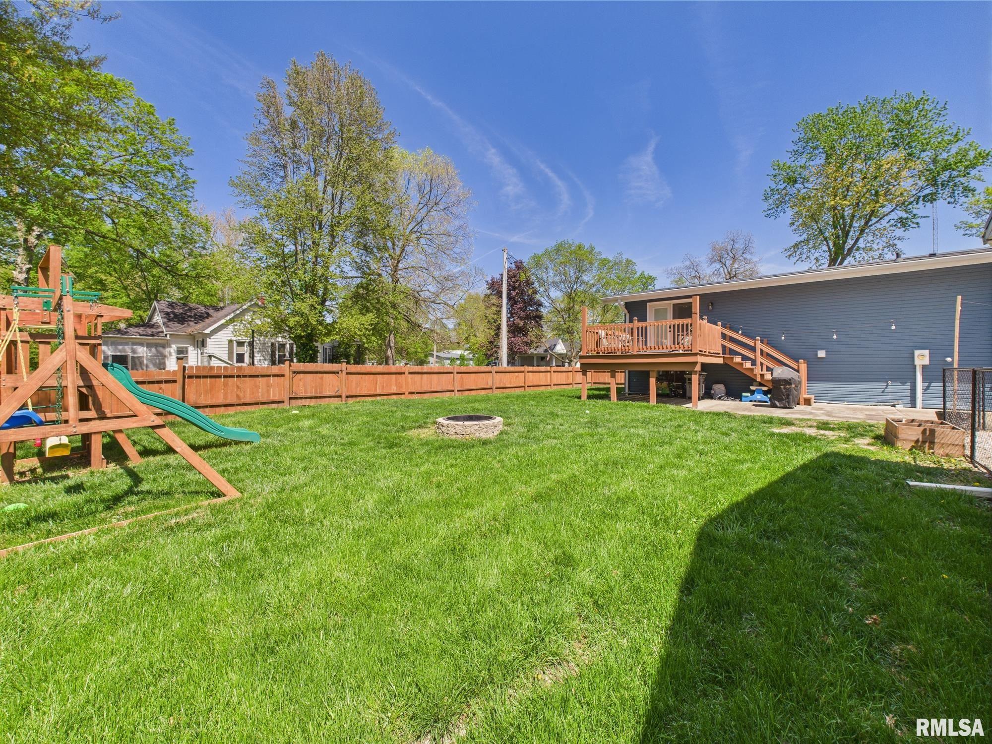 203 N EWING Street