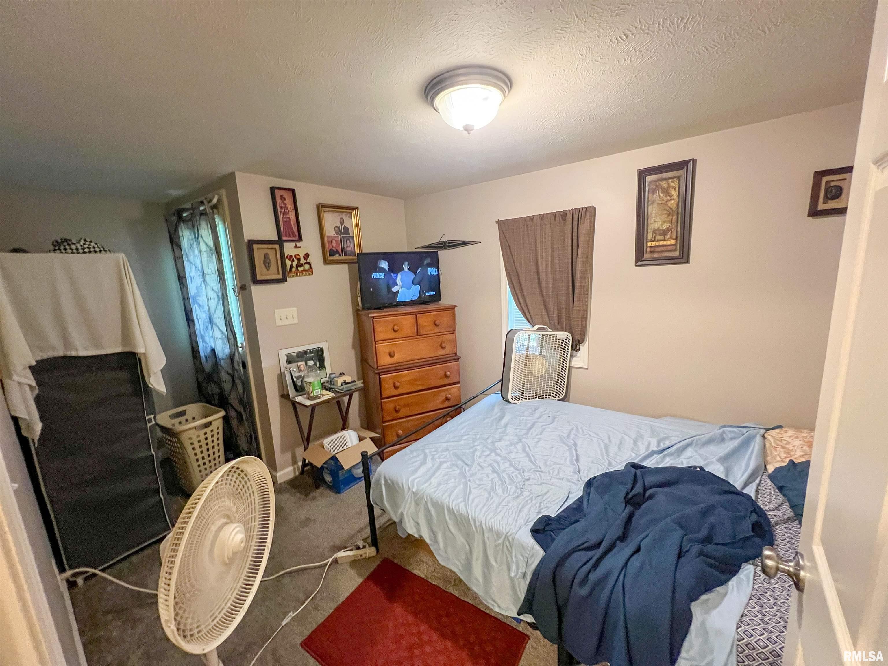 2053 N 11TH Street
