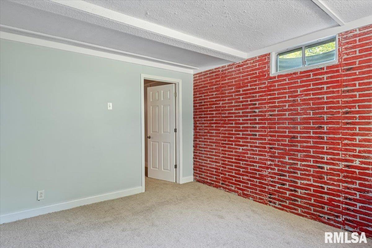 17279 RIVER VIEW Road