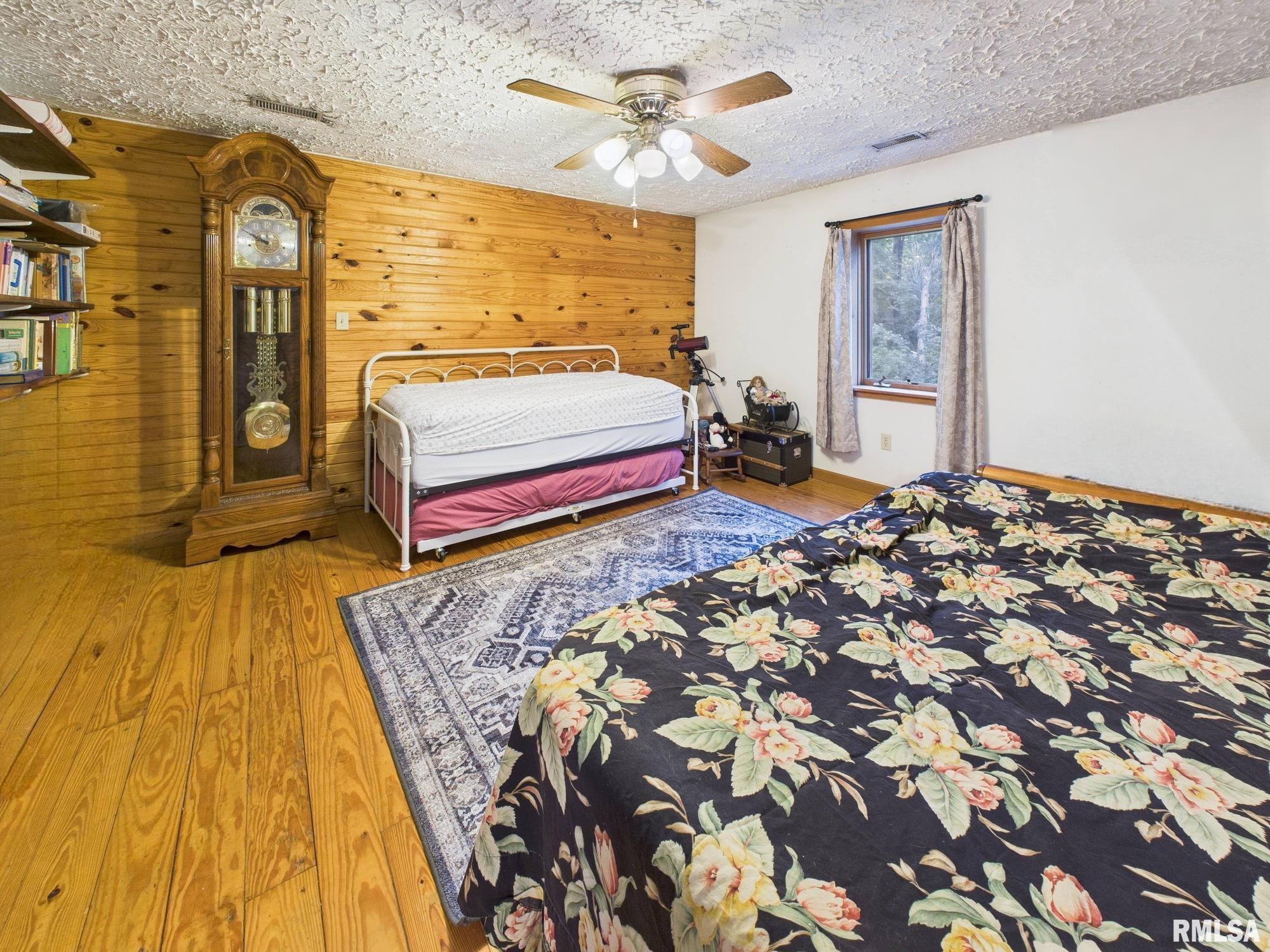 14138 Boyscout Trail