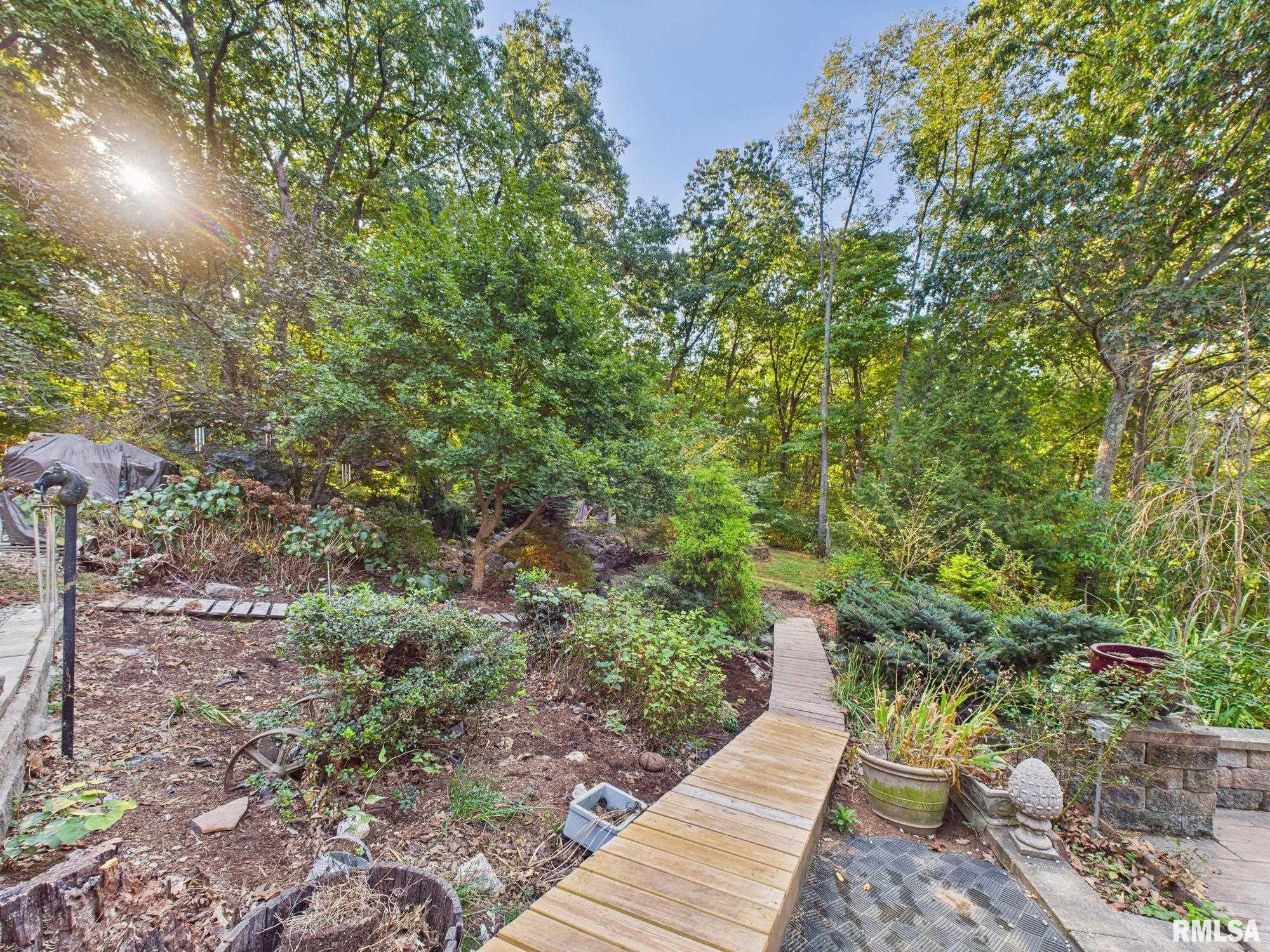 14138 Boyscout Trail