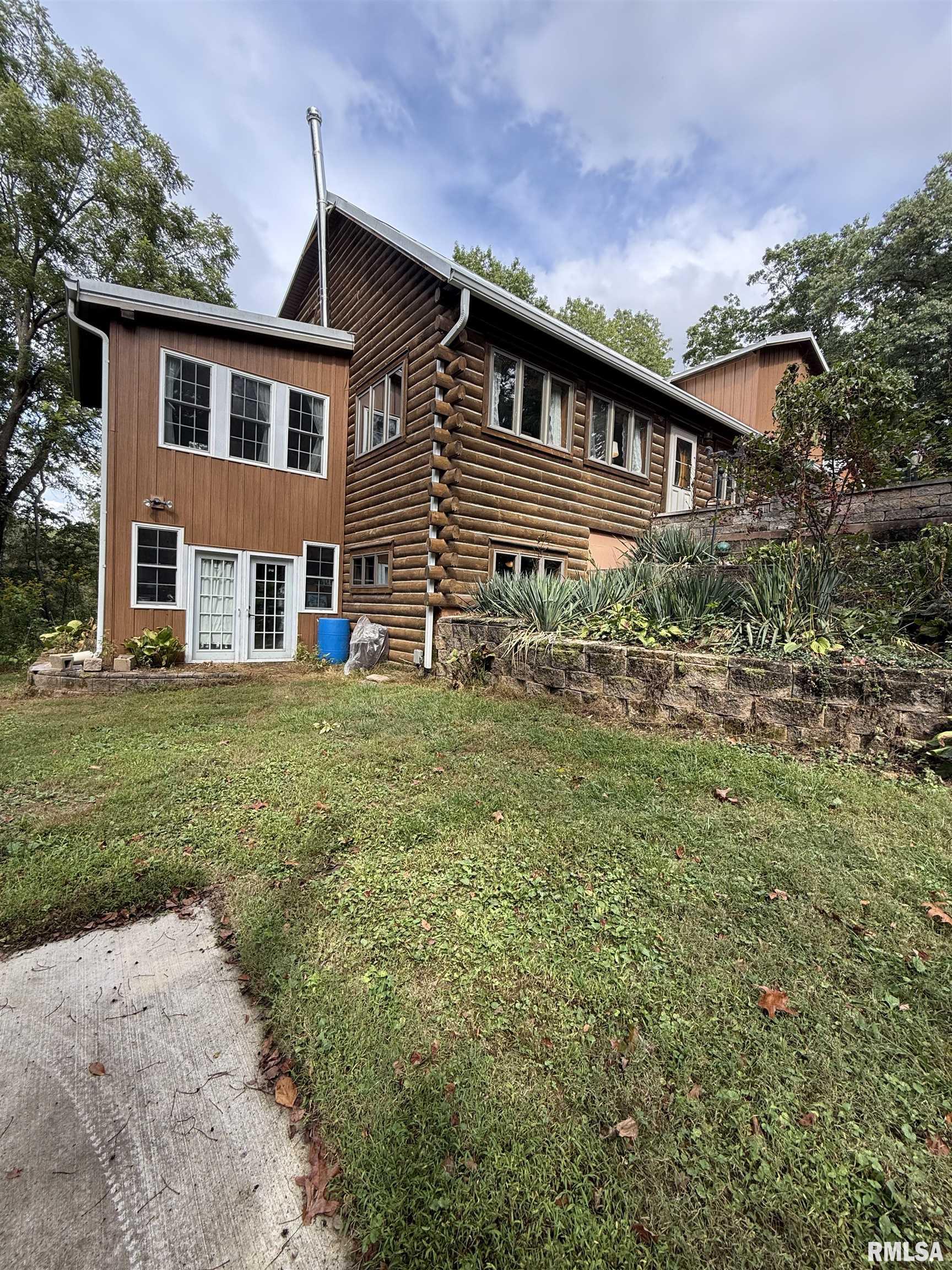 14138 Boyscout Trail