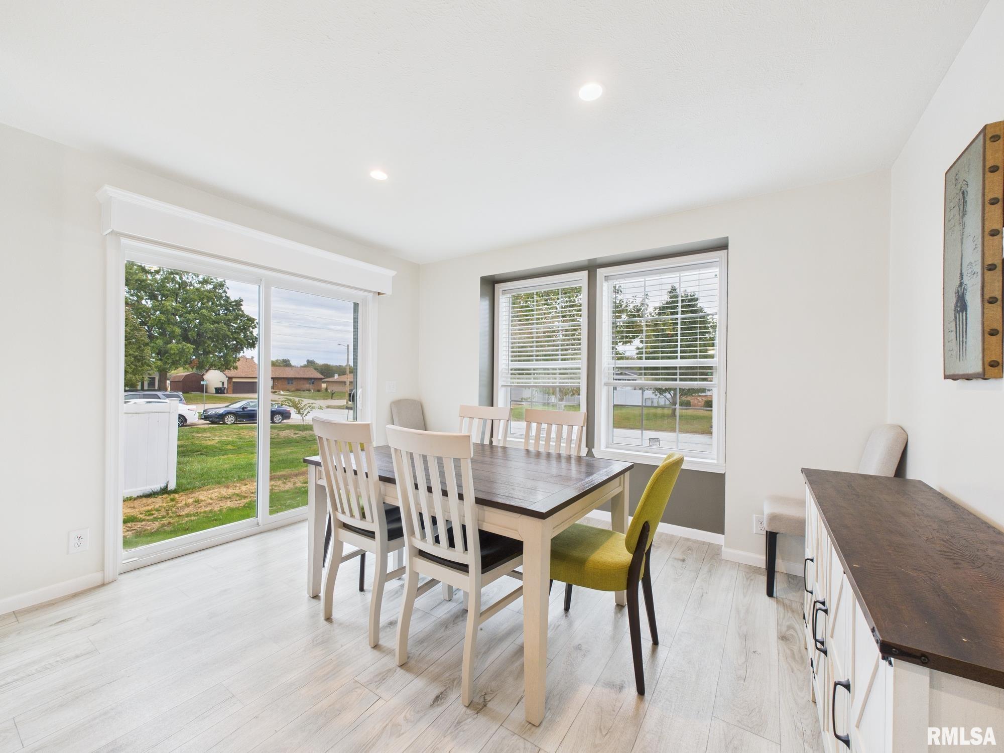 1625 RIDGEWOOD Court