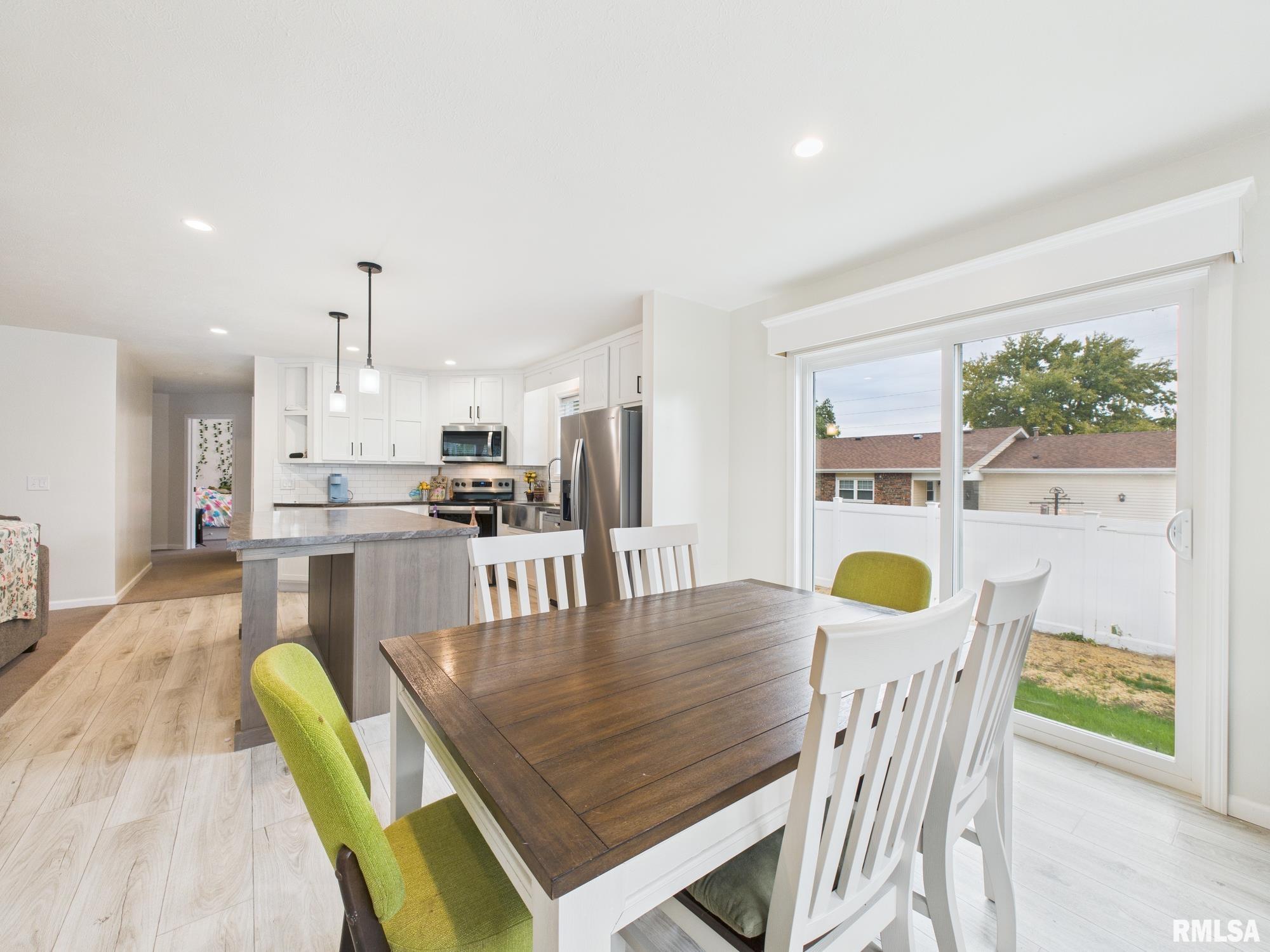 1625 RIDGEWOOD Court