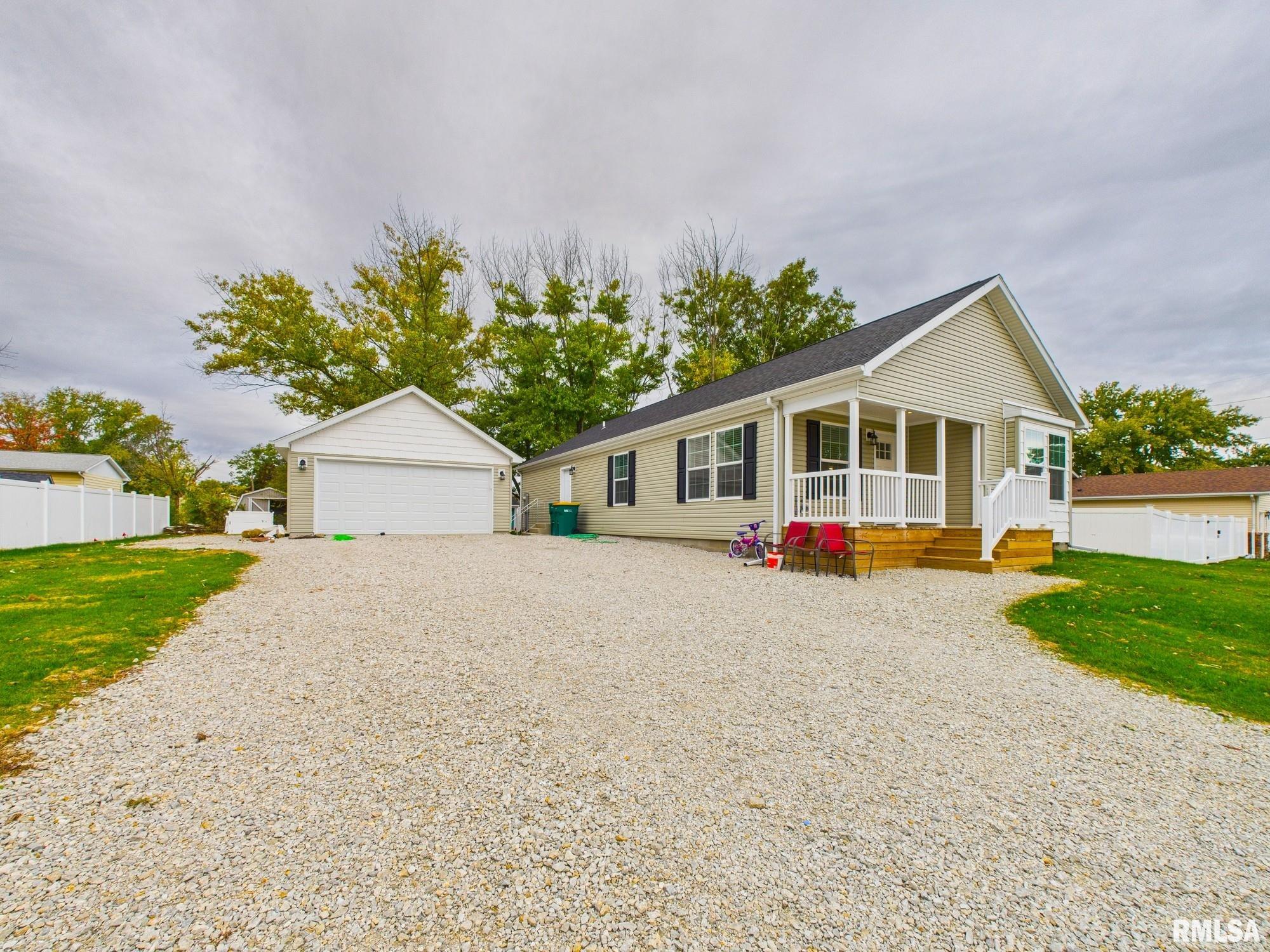 1625 RIDGEWOOD Court