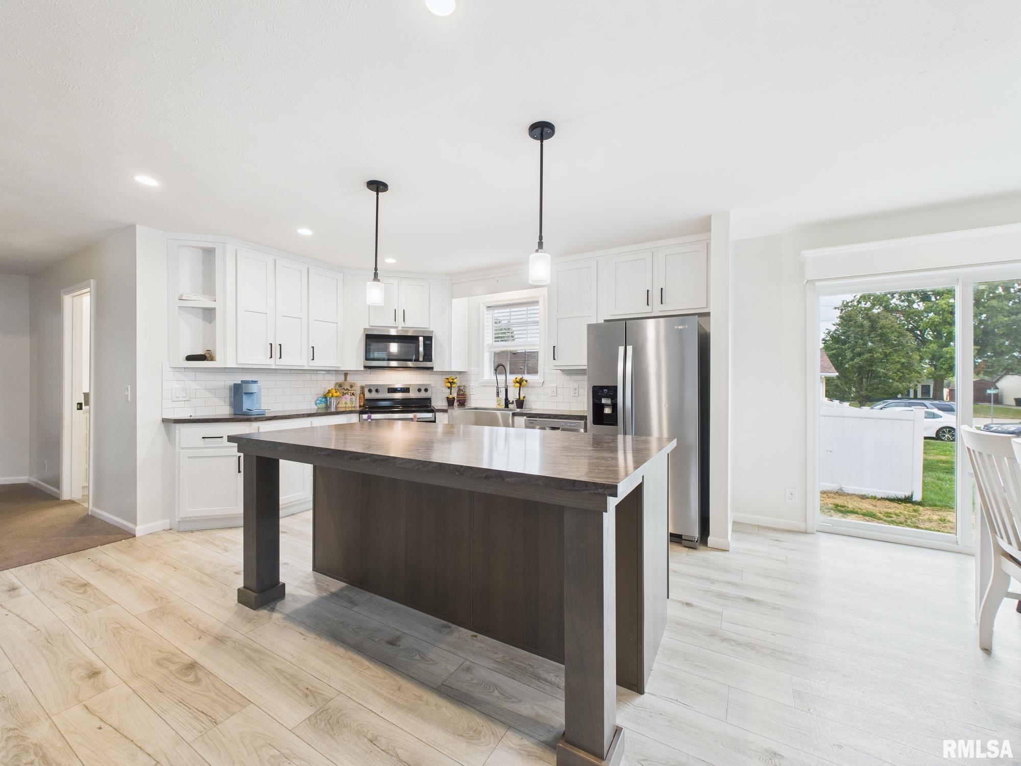 1625 RIDGEWOOD Court