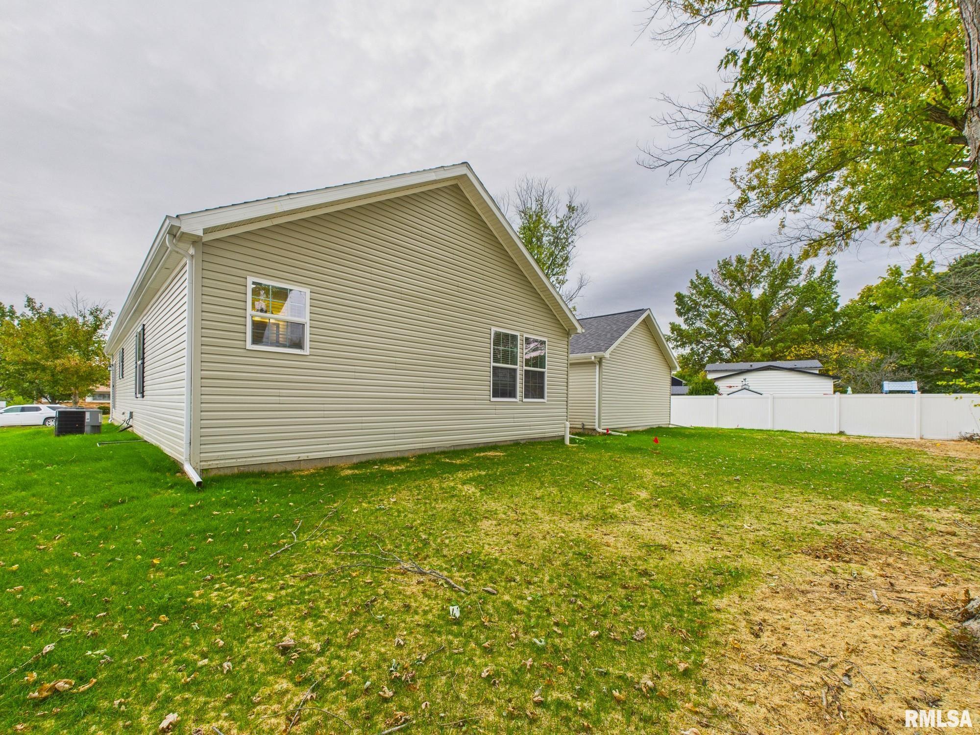 1625 RIDGEWOOD Court