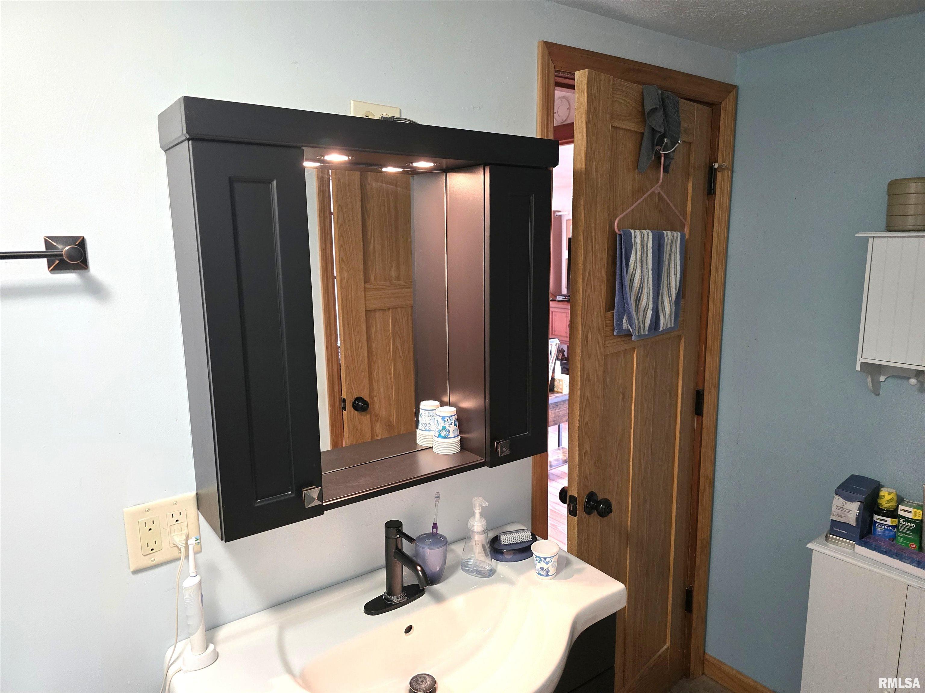 15234 State Highway 123 Highway