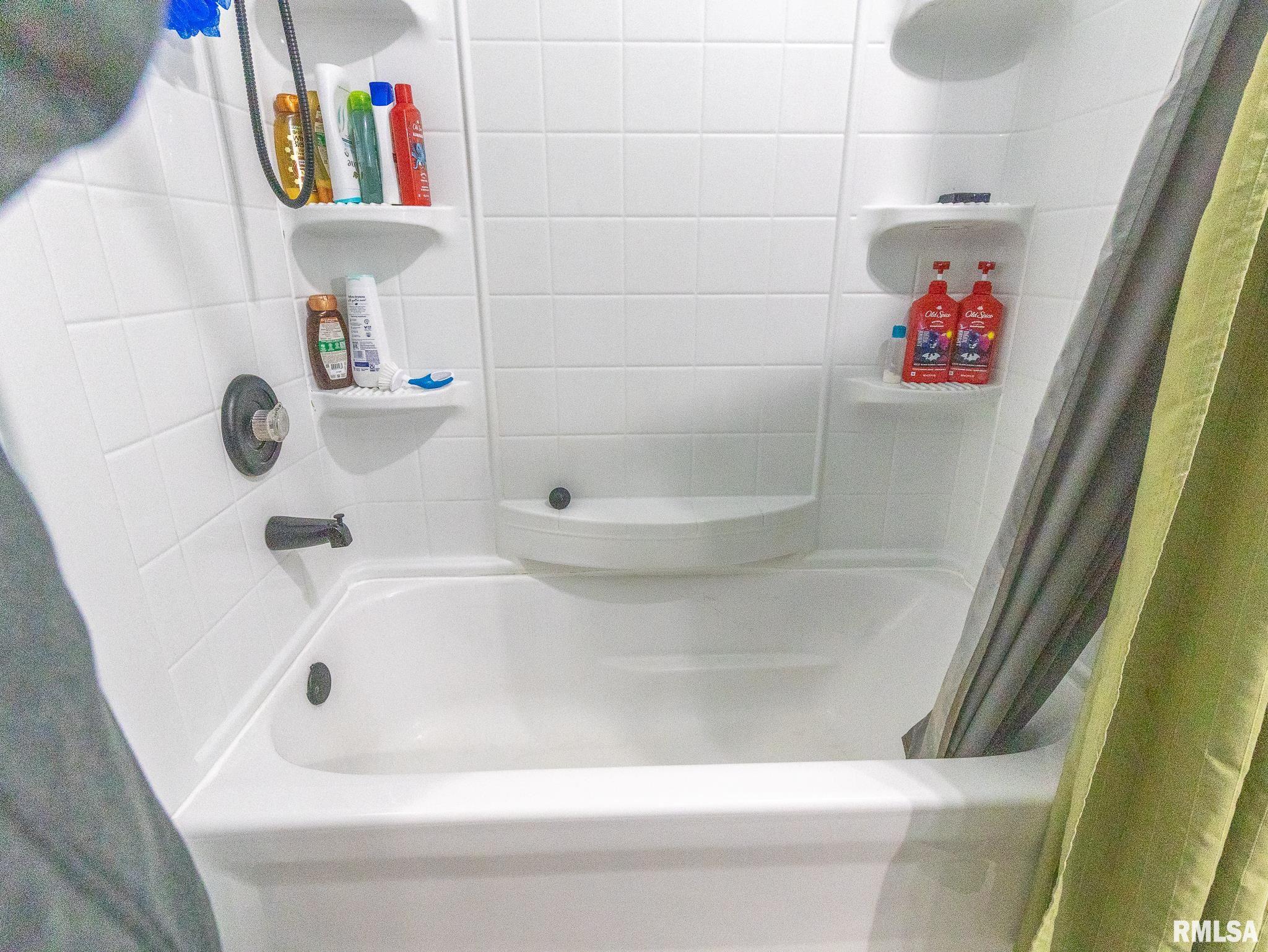 132 E BUCHANAN Street