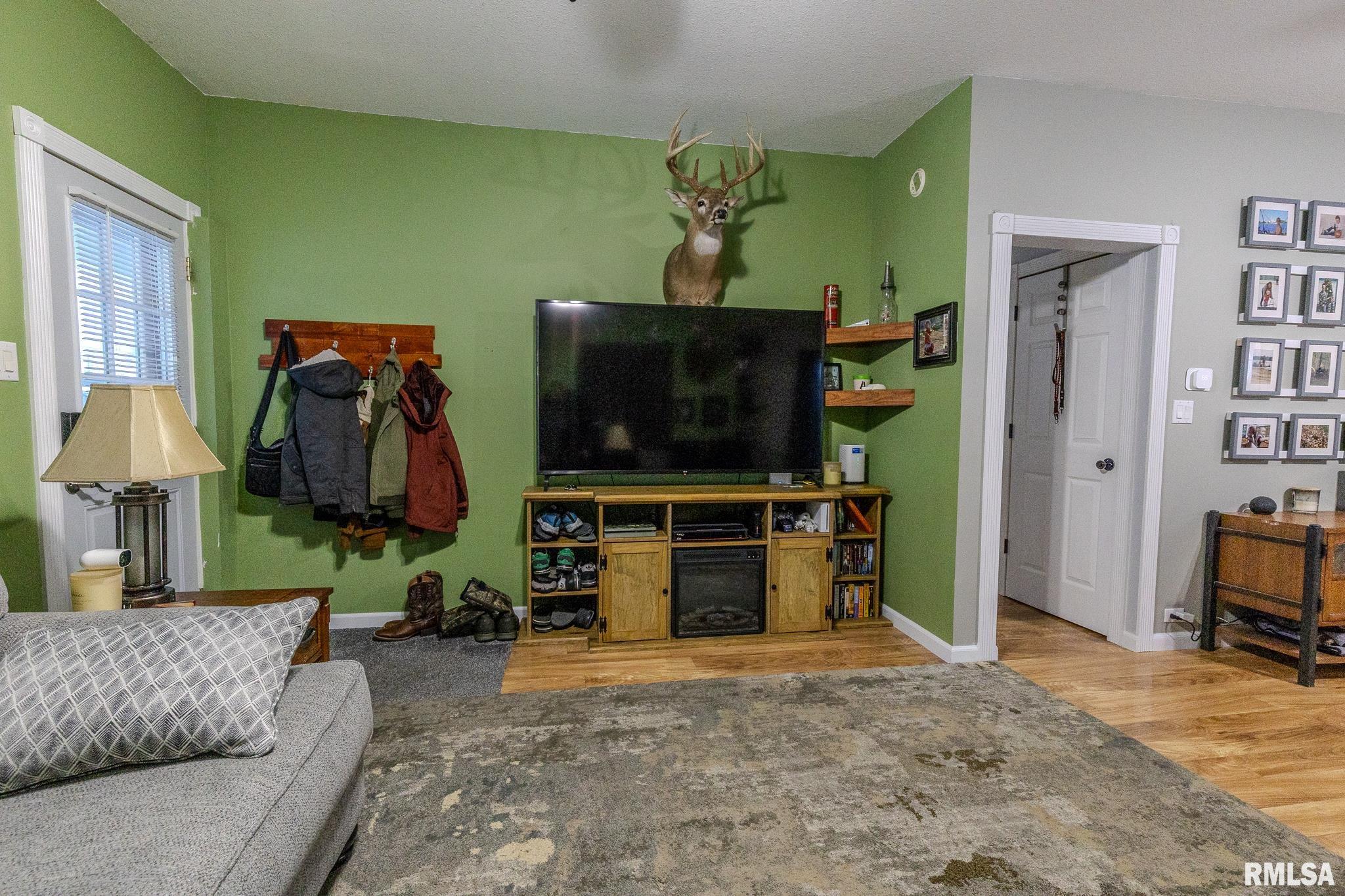 132 E BUCHANAN Street