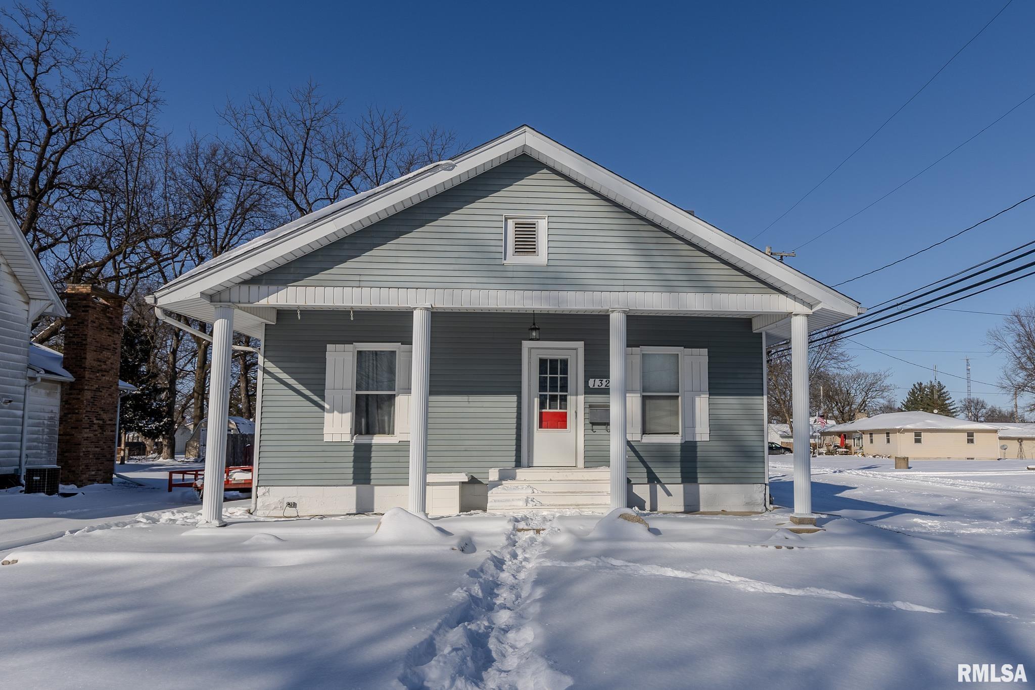 132 E BUCHANAN Street