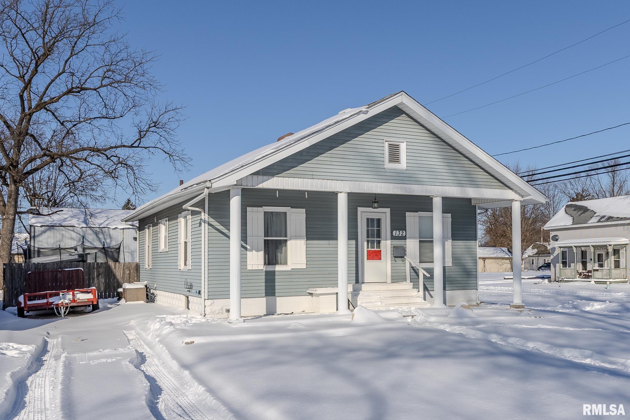 132 E BUCHANAN Street