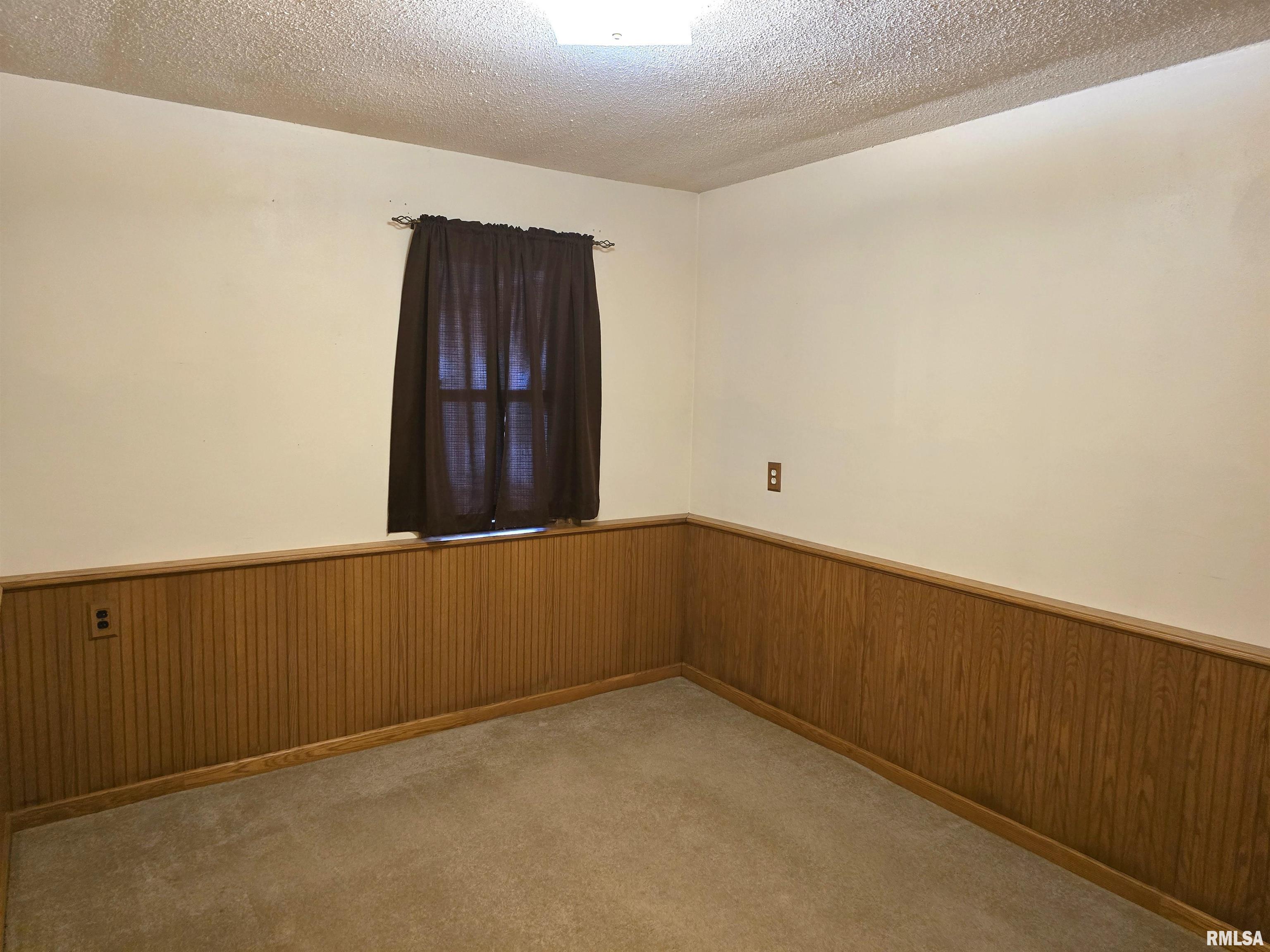 201 W SPRINGFIELD Street