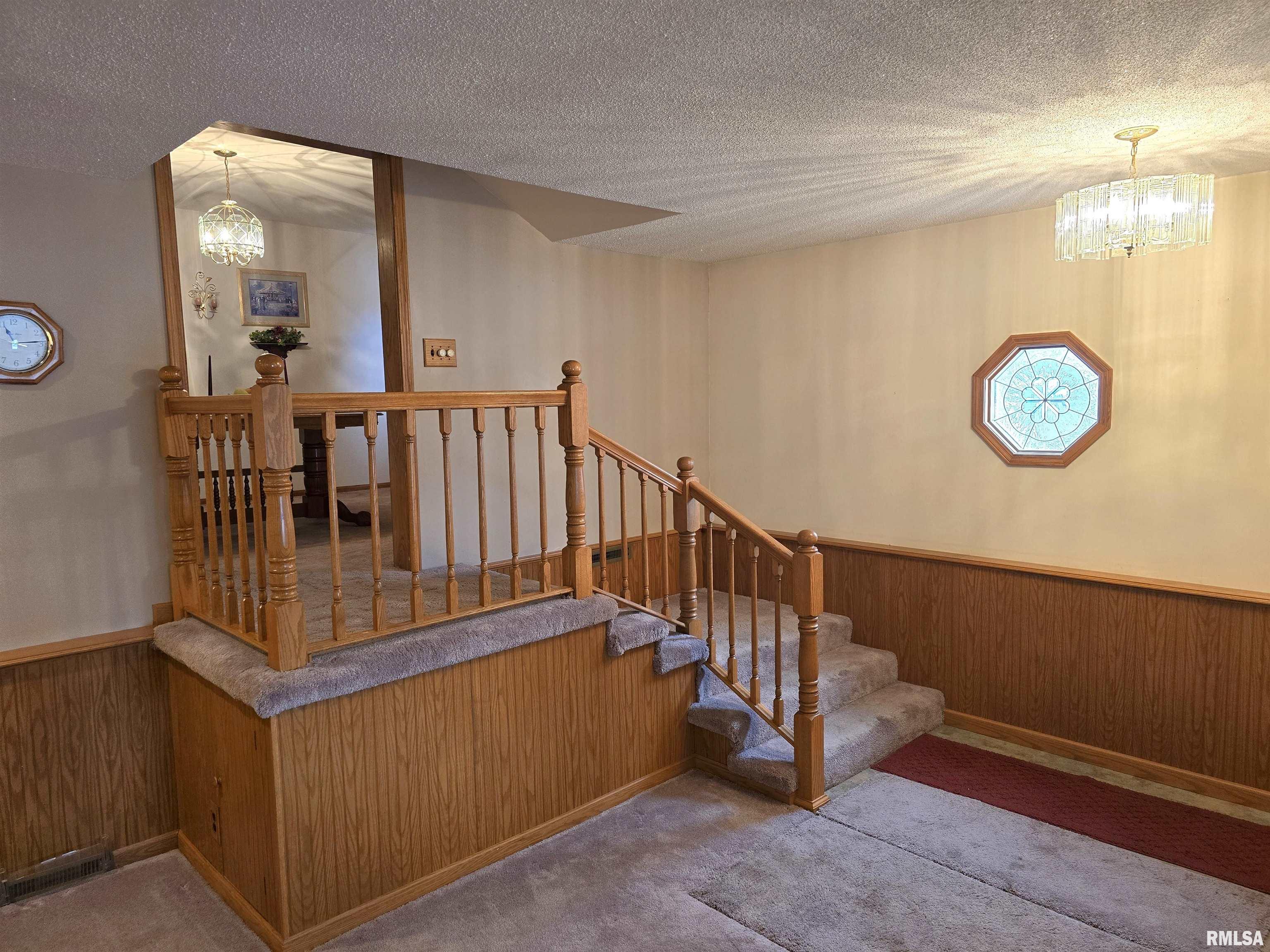 201 W SPRINGFIELD Street