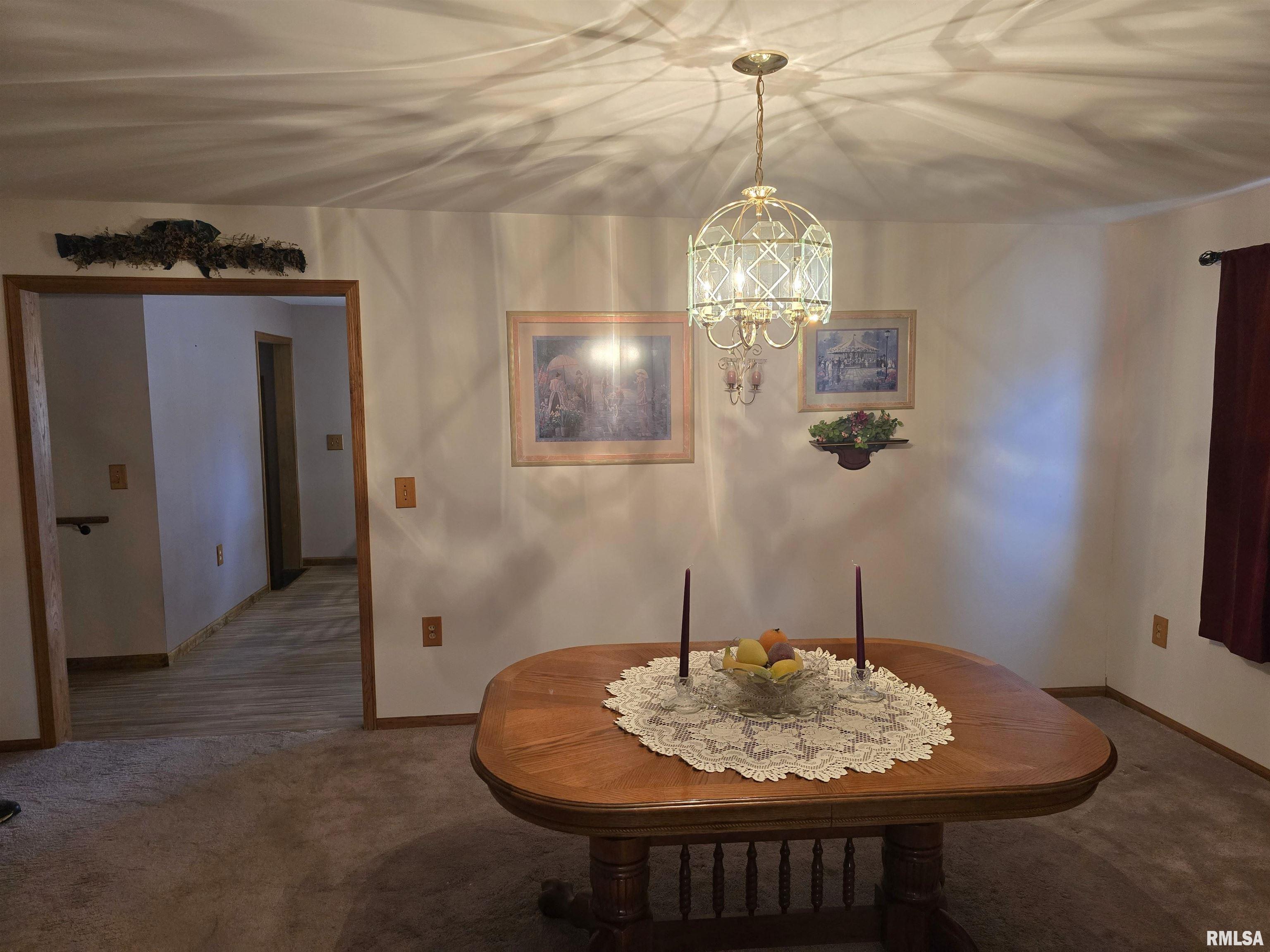 201 W SPRINGFIELD Street