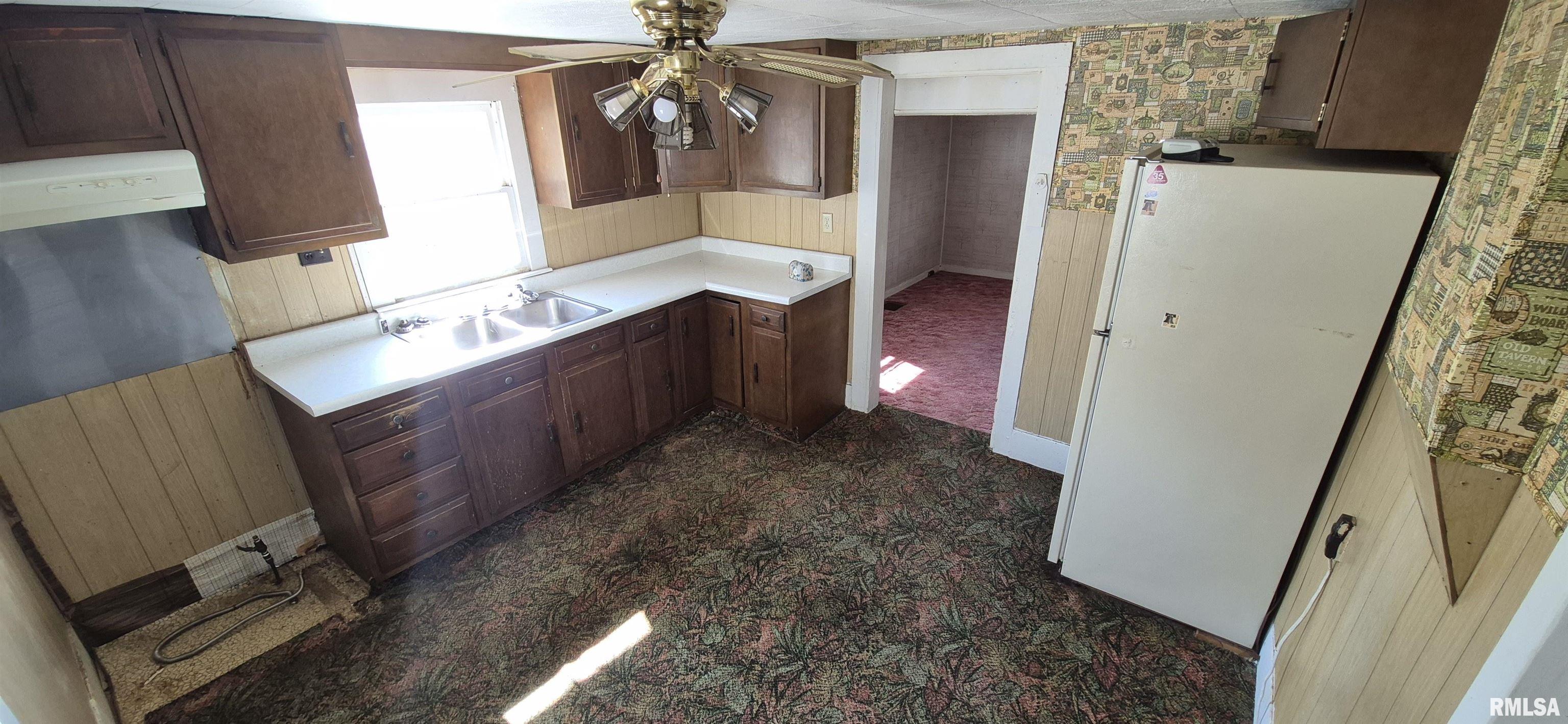 307 W MAIN Street