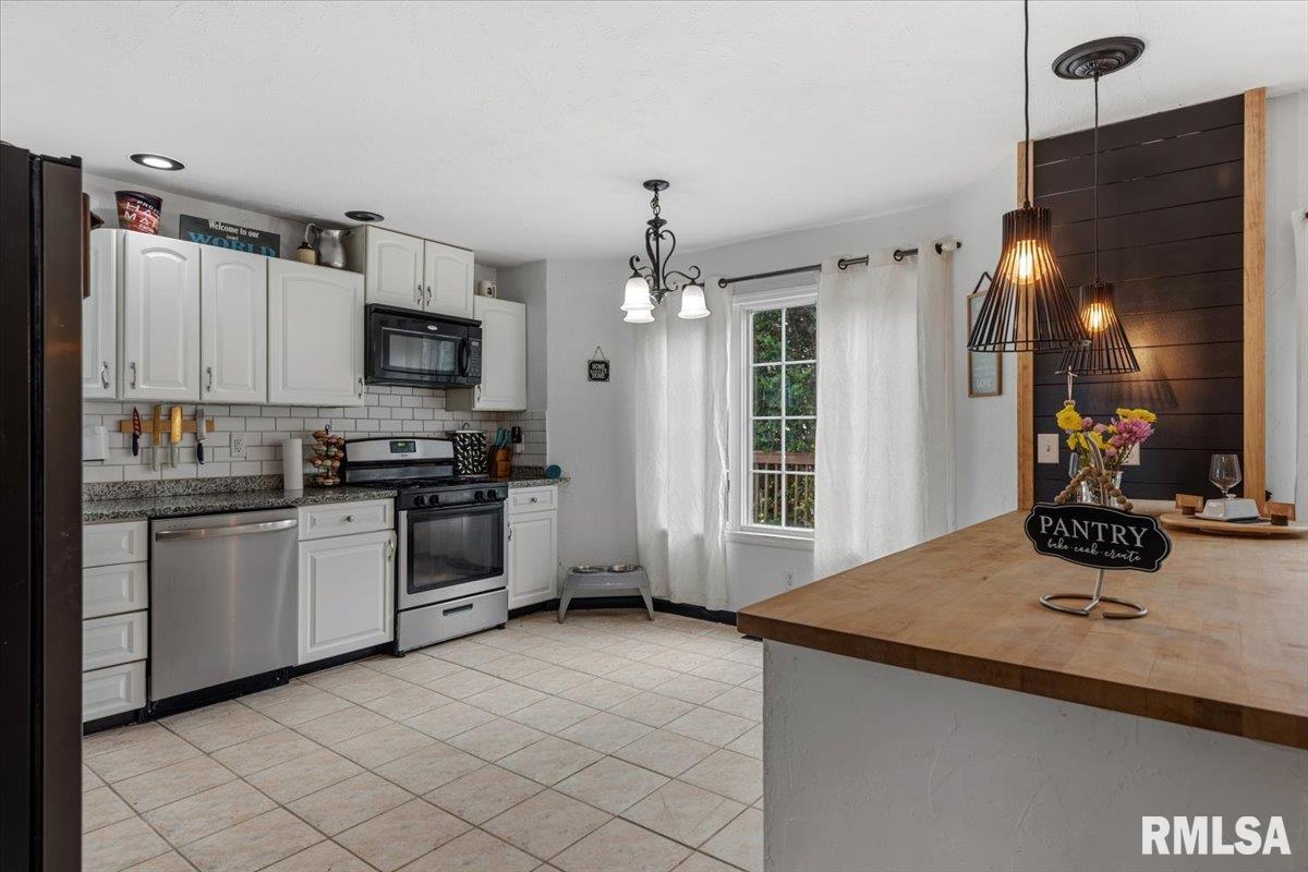 17296 Woodland Lakes Drive