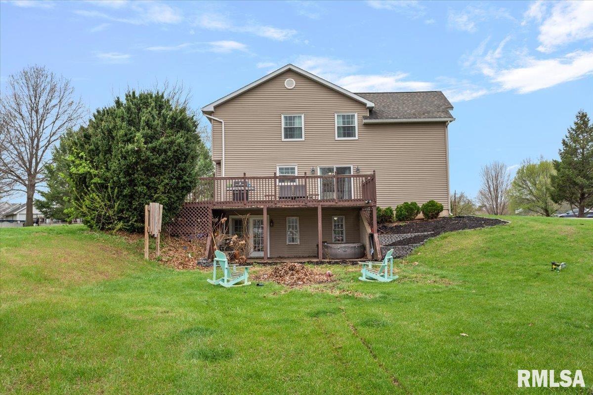 17296 Woodland Lakes Drive