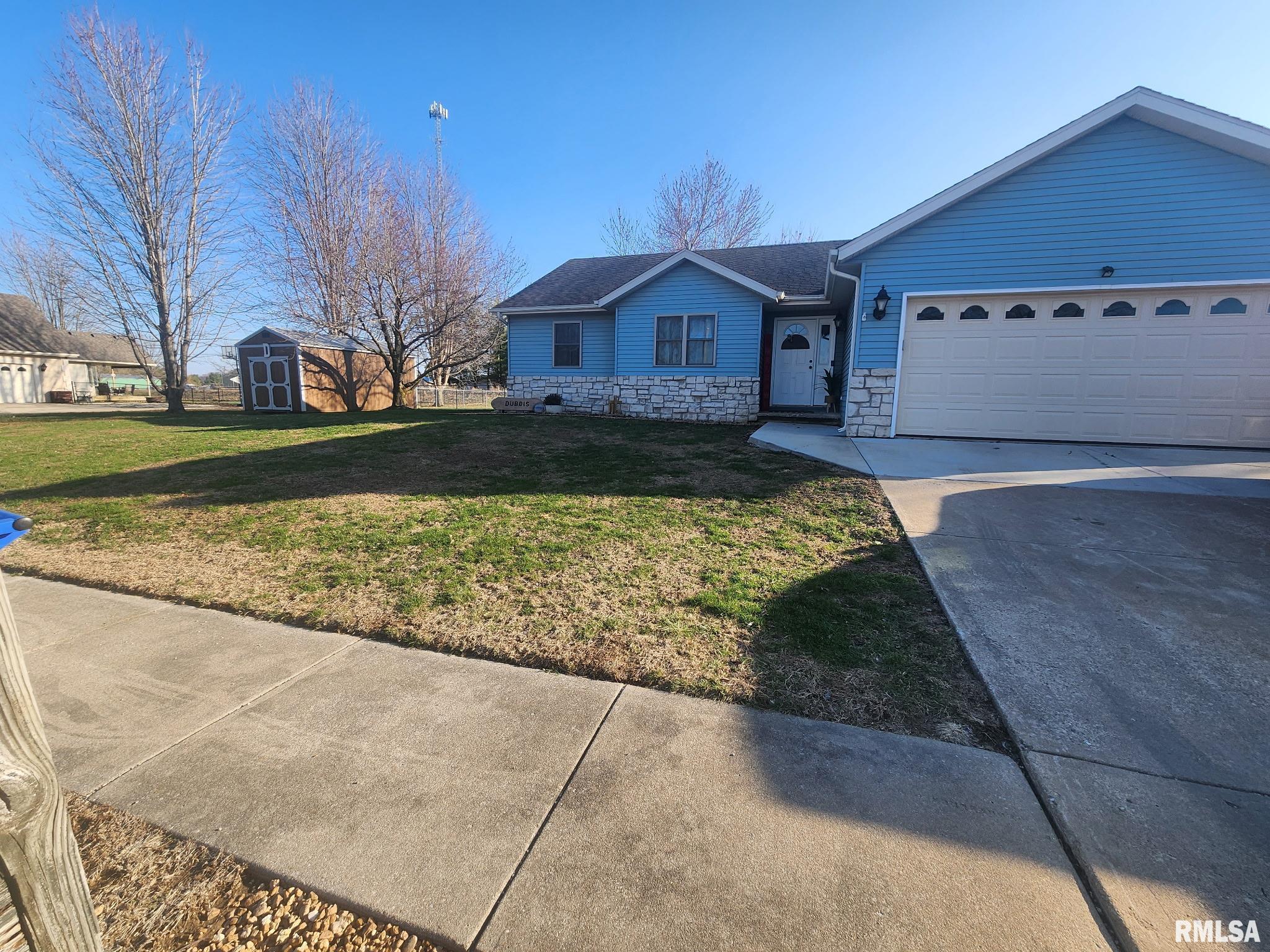 19419 PINECREST Road