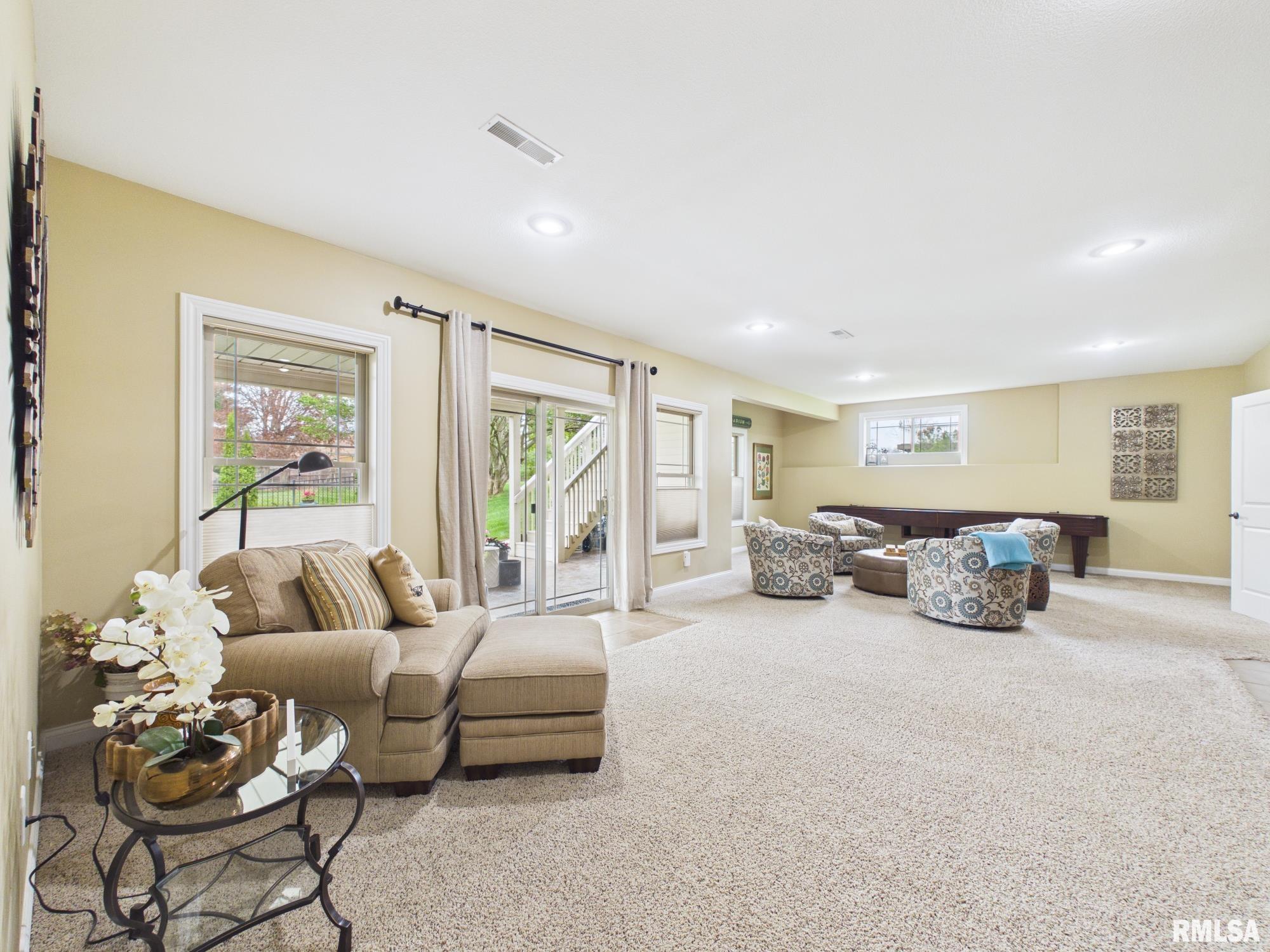 208 PINEHURST Lane
