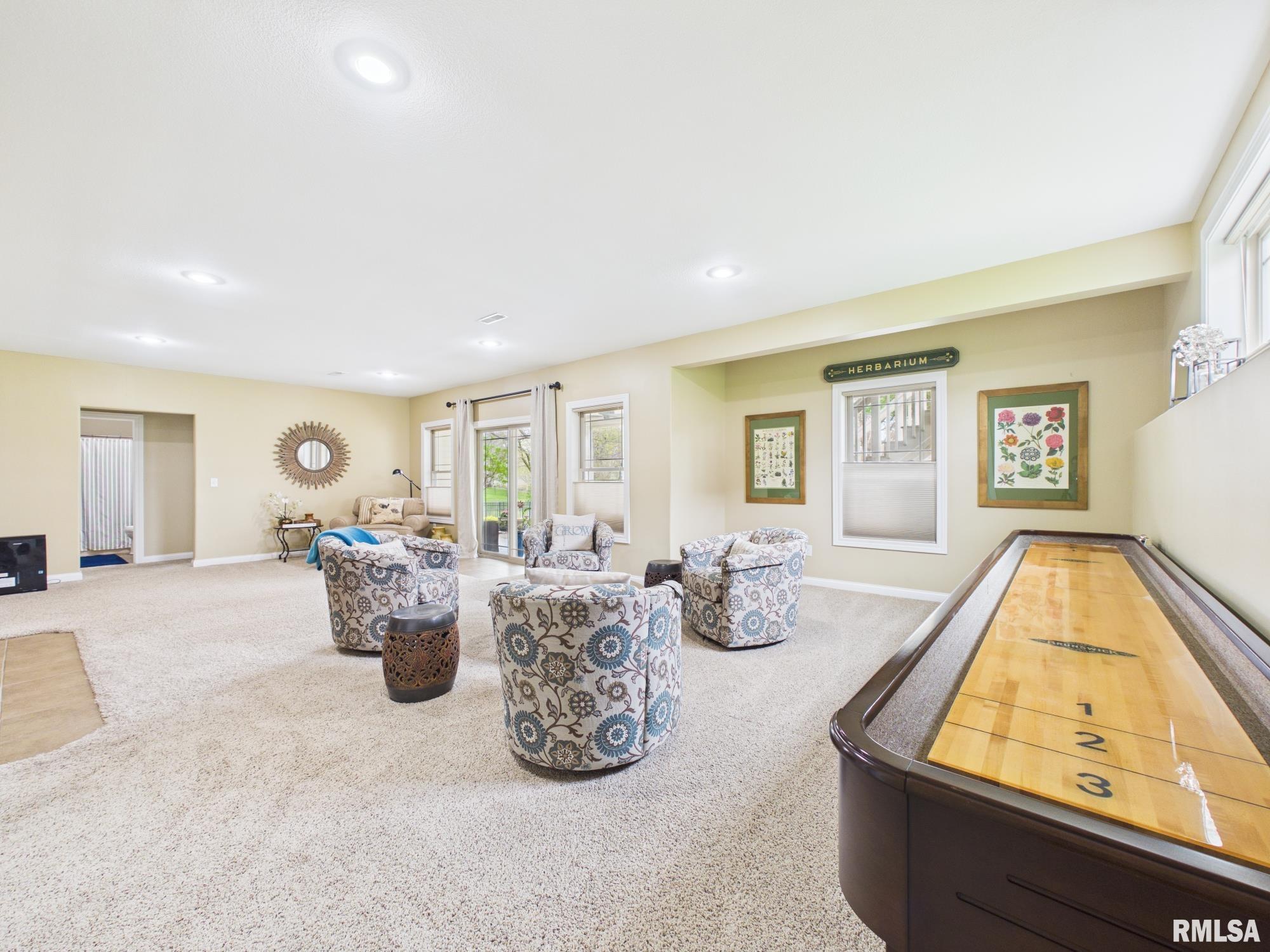 208 PINEHURST Lane
