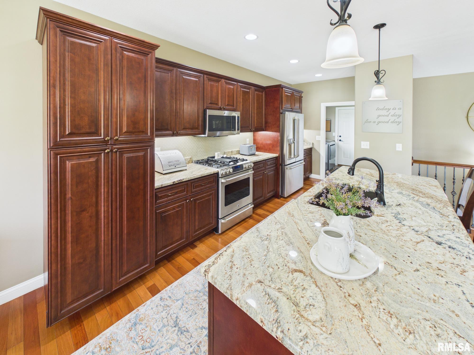 208 PINEHURST Lane
