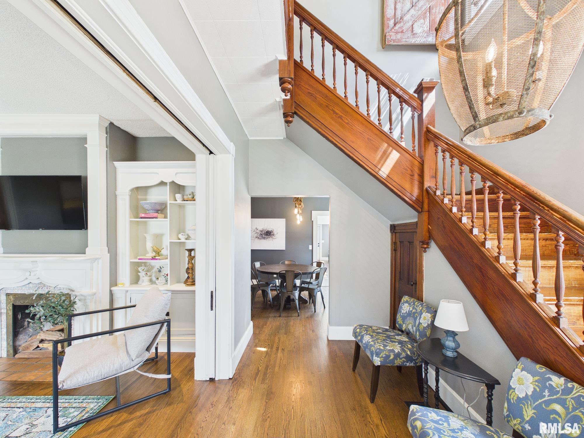 624 S 11TH Street