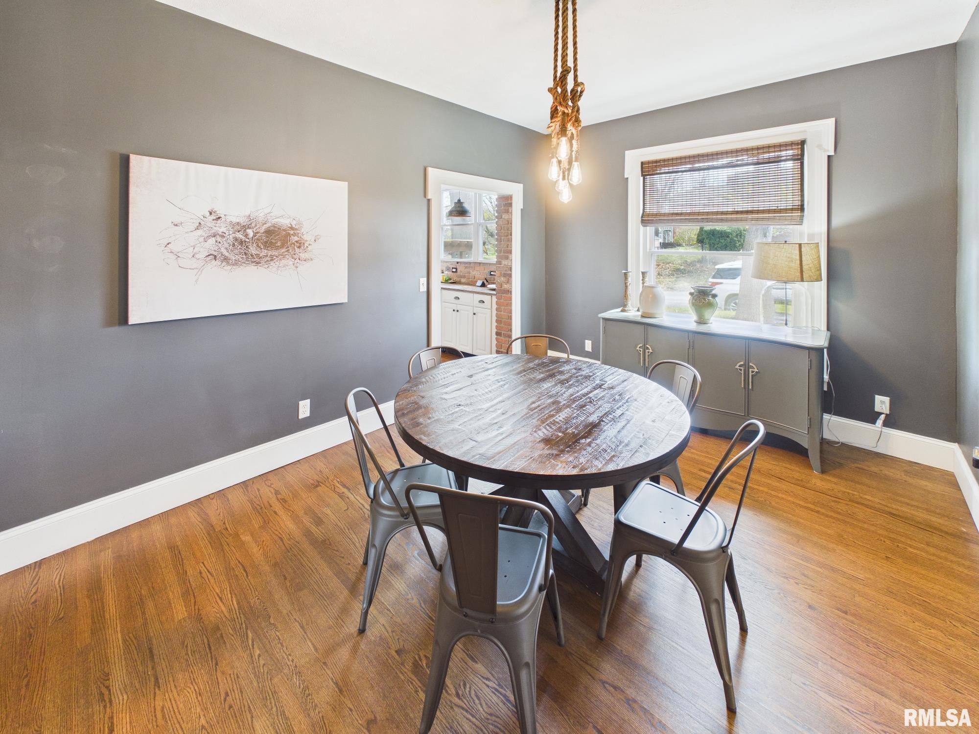 624 S 11TH Street