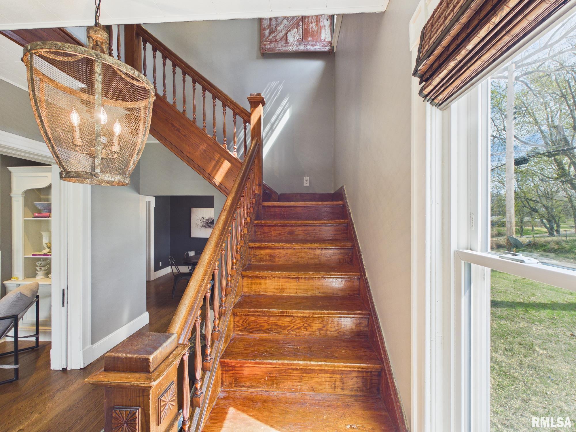 624 S 11TH Street