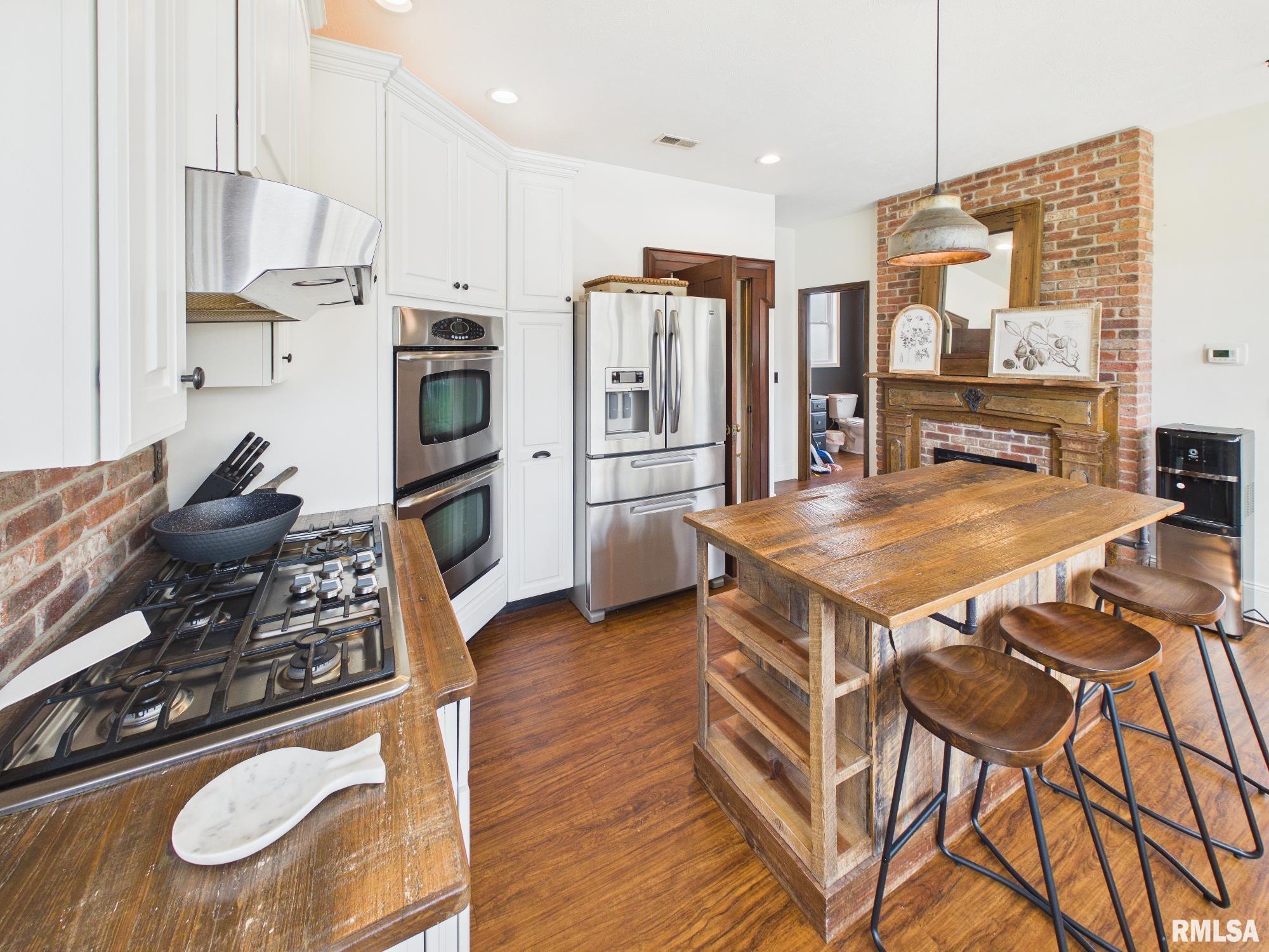 624 S 11TH Street
