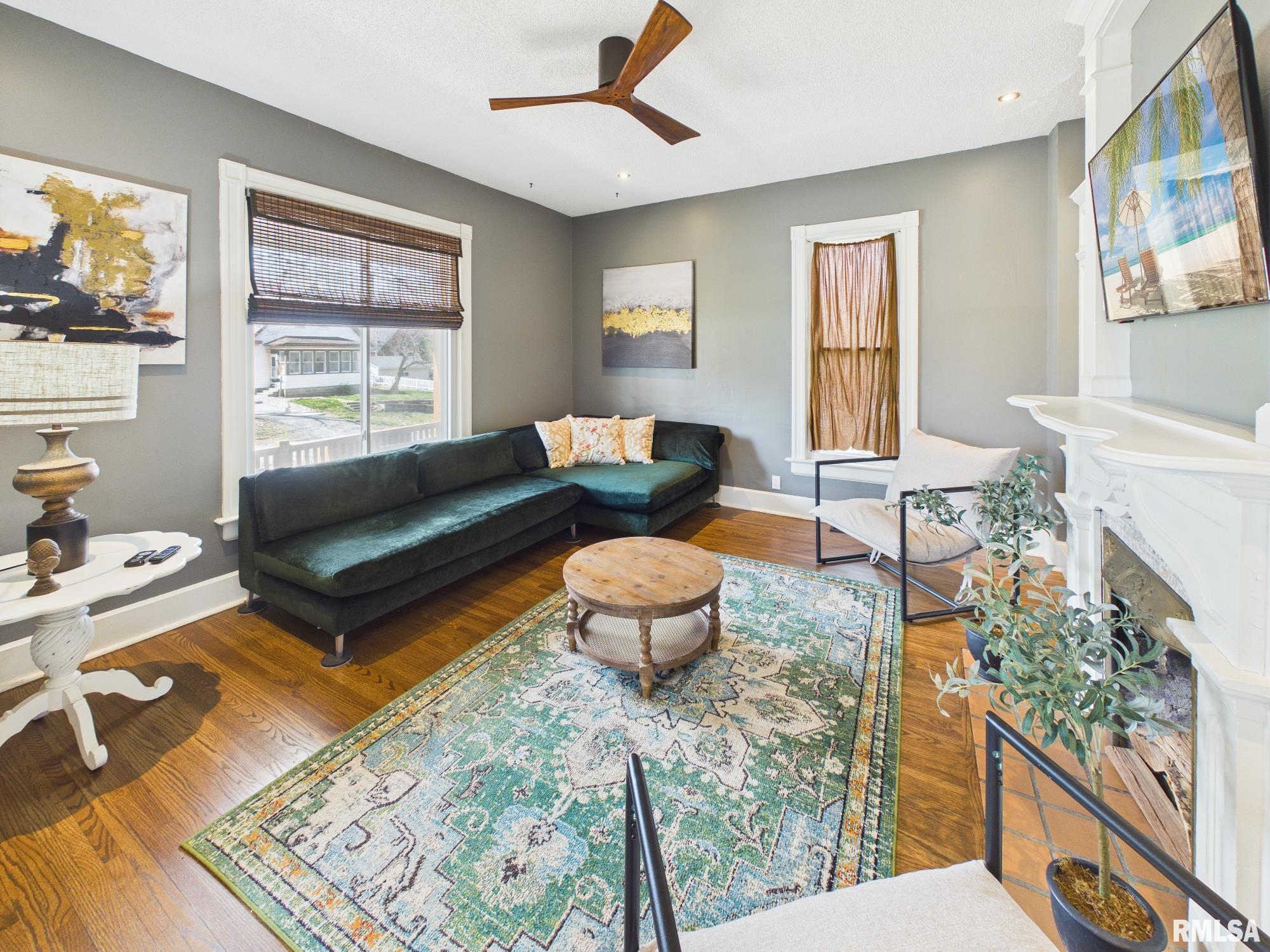624 S 11TH Street