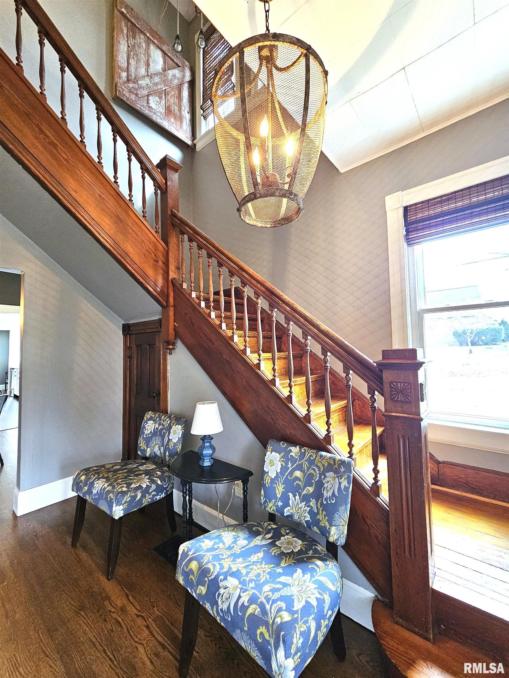 624 S 11TH Street
