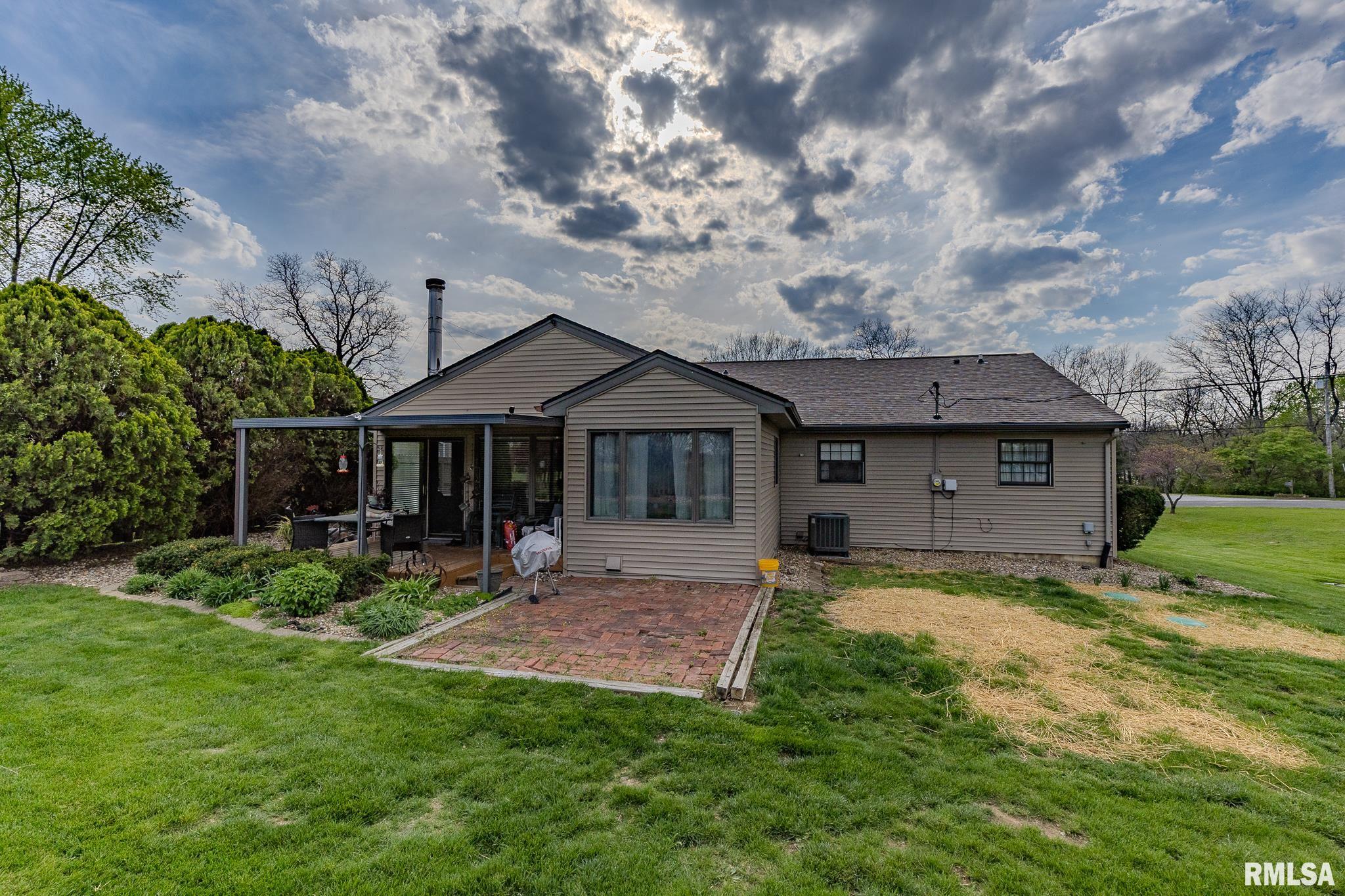 7 HICKORY Lane
