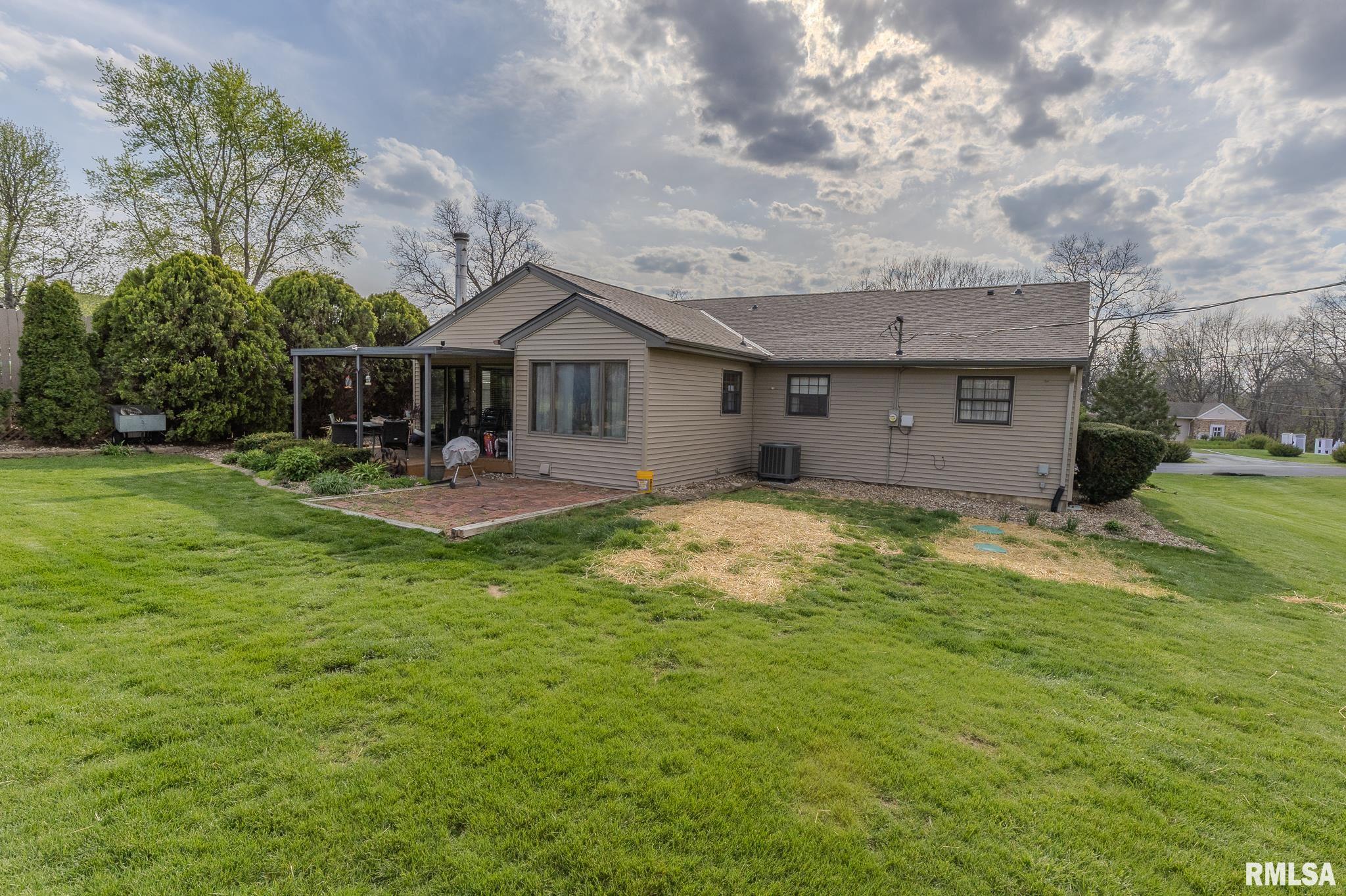 7 HICKORY Lane