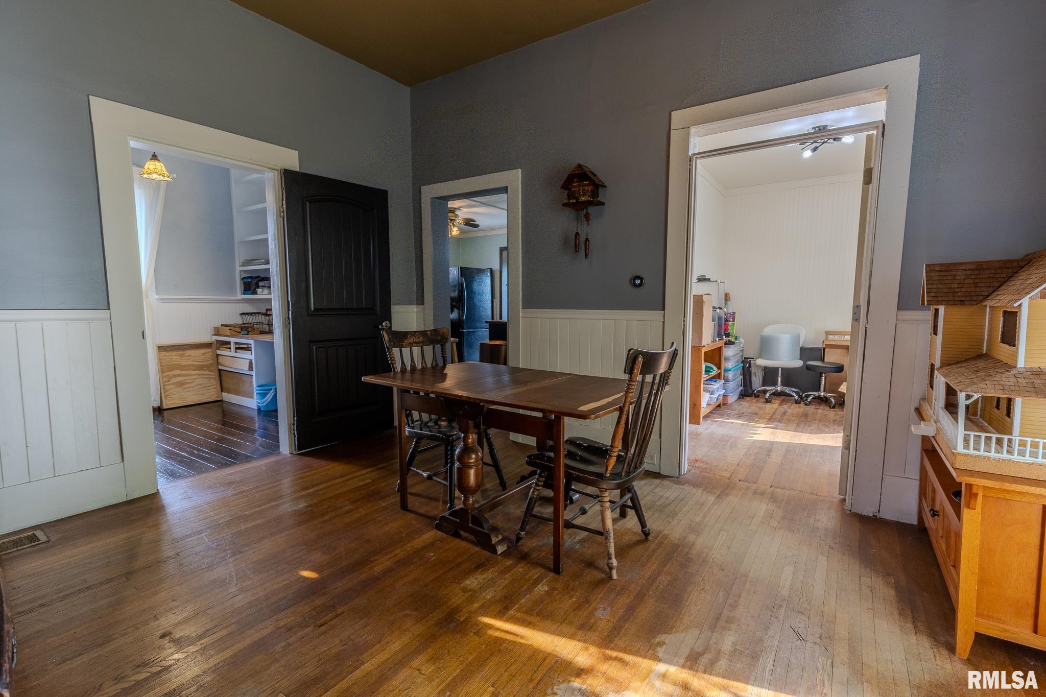 415 E MAIN Street