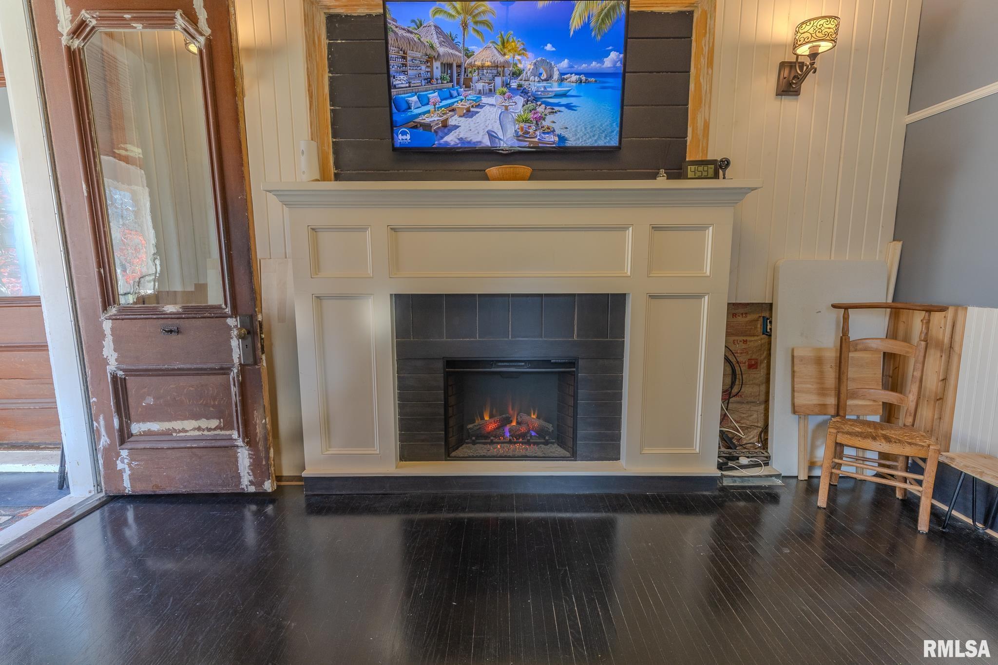 415 E MAIN Street