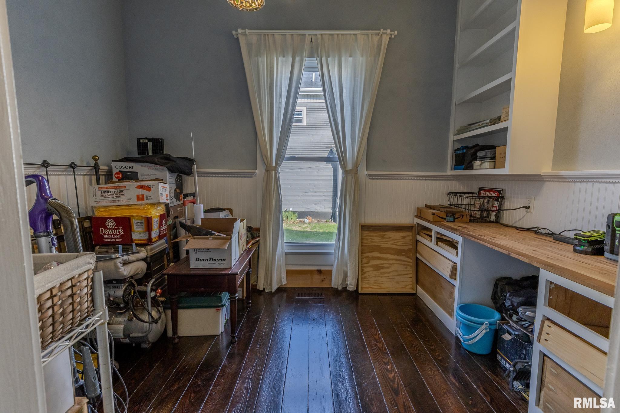 415 E MAIN Street