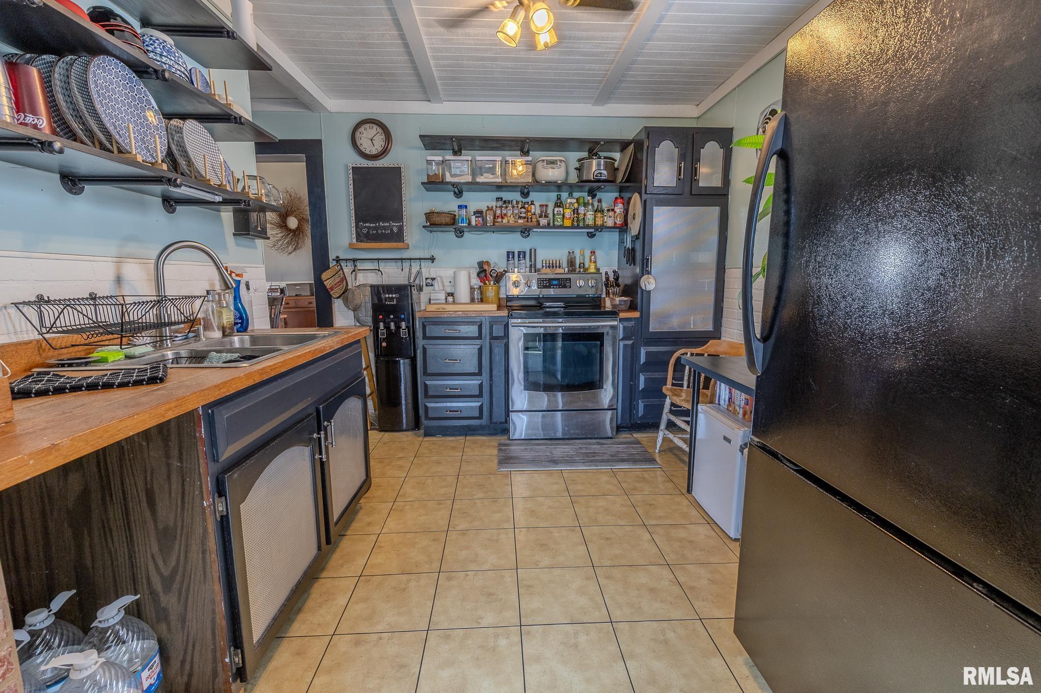 415 E MAIN Street