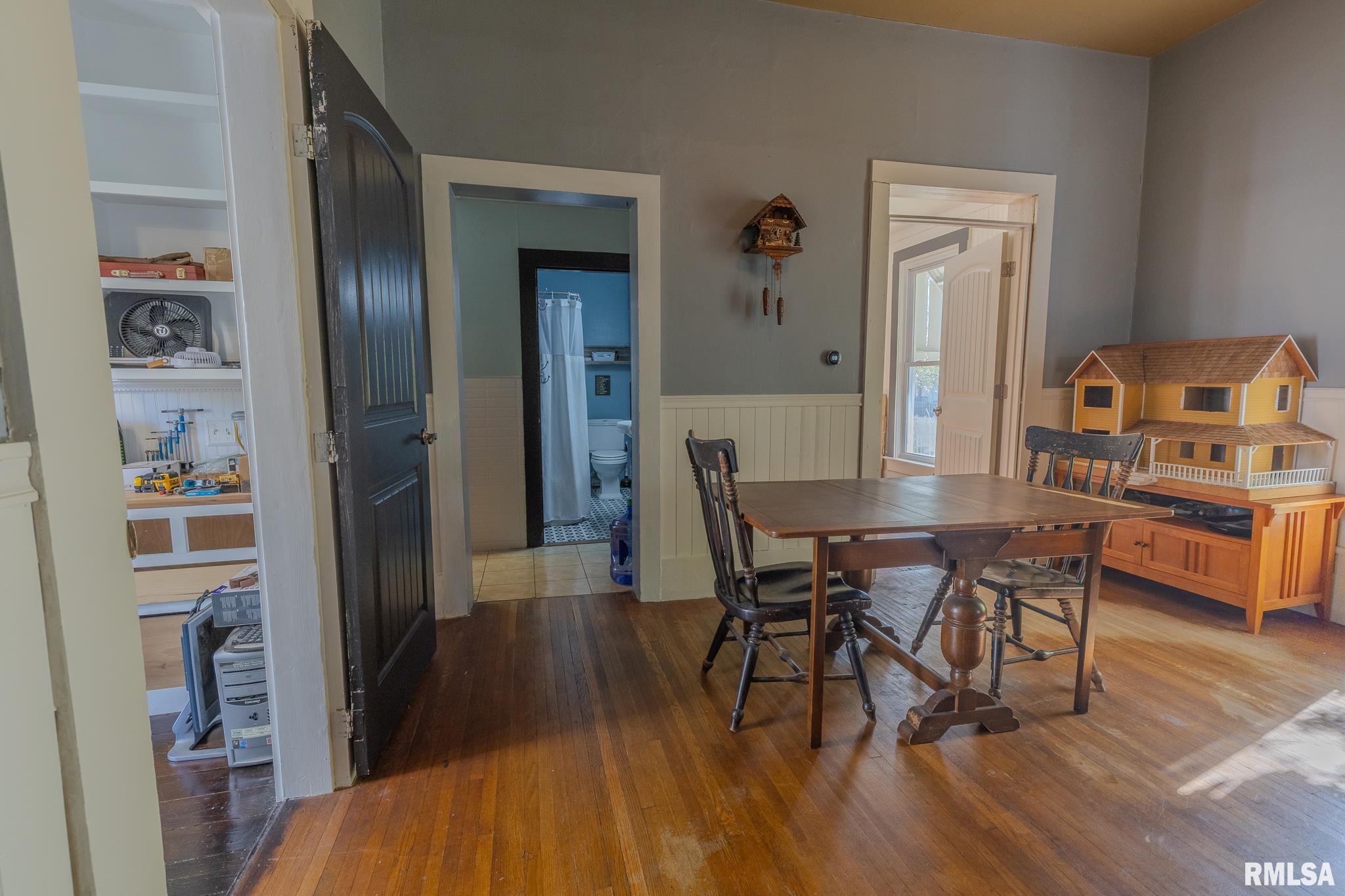 415 E MAIN Street