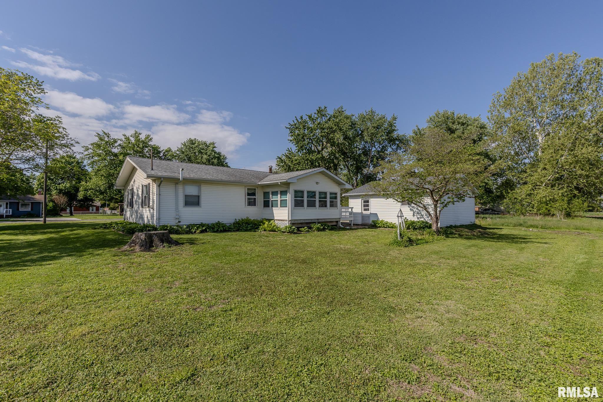 104 E Petersburg Street