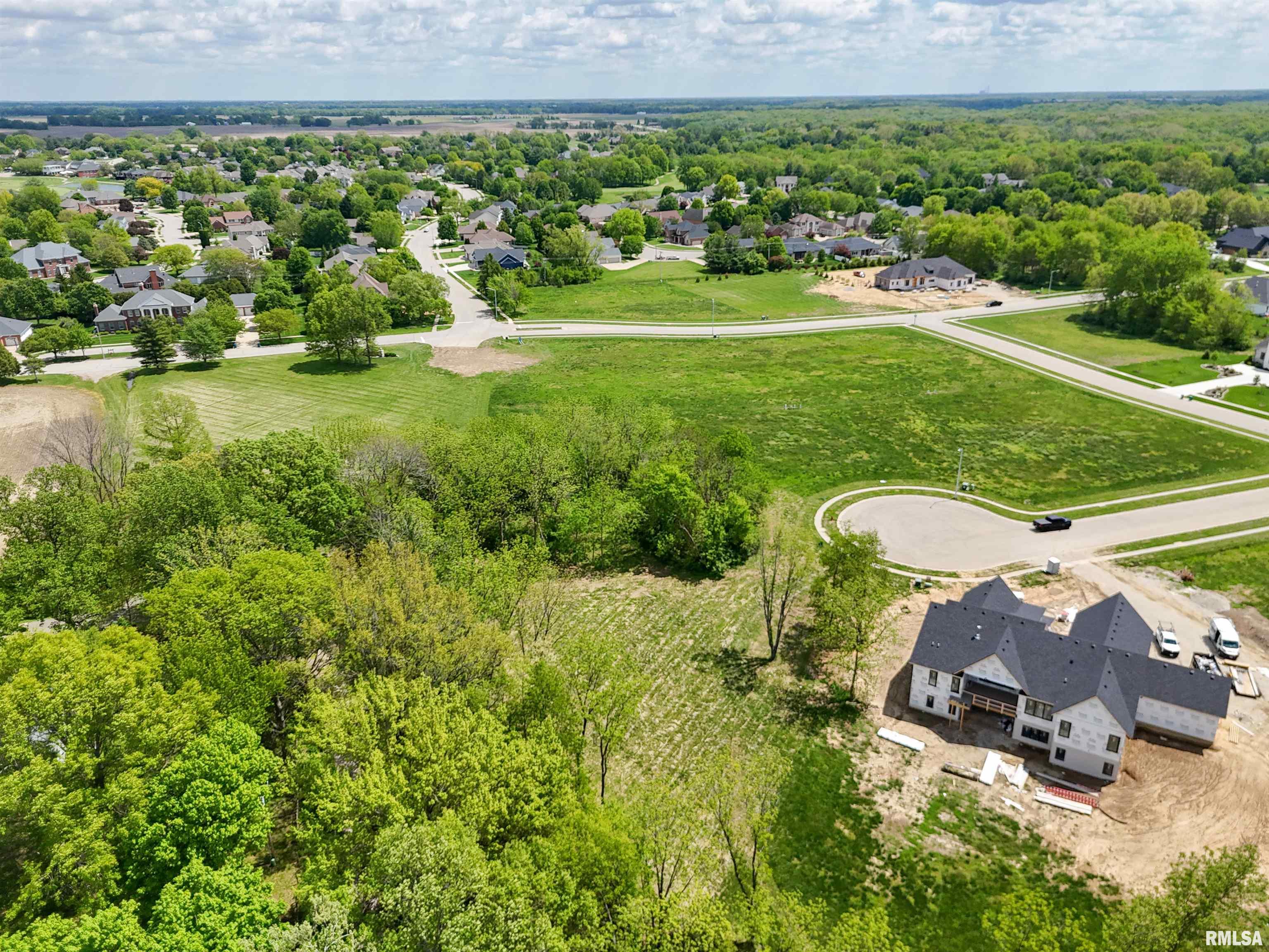 5000 BENTON Point