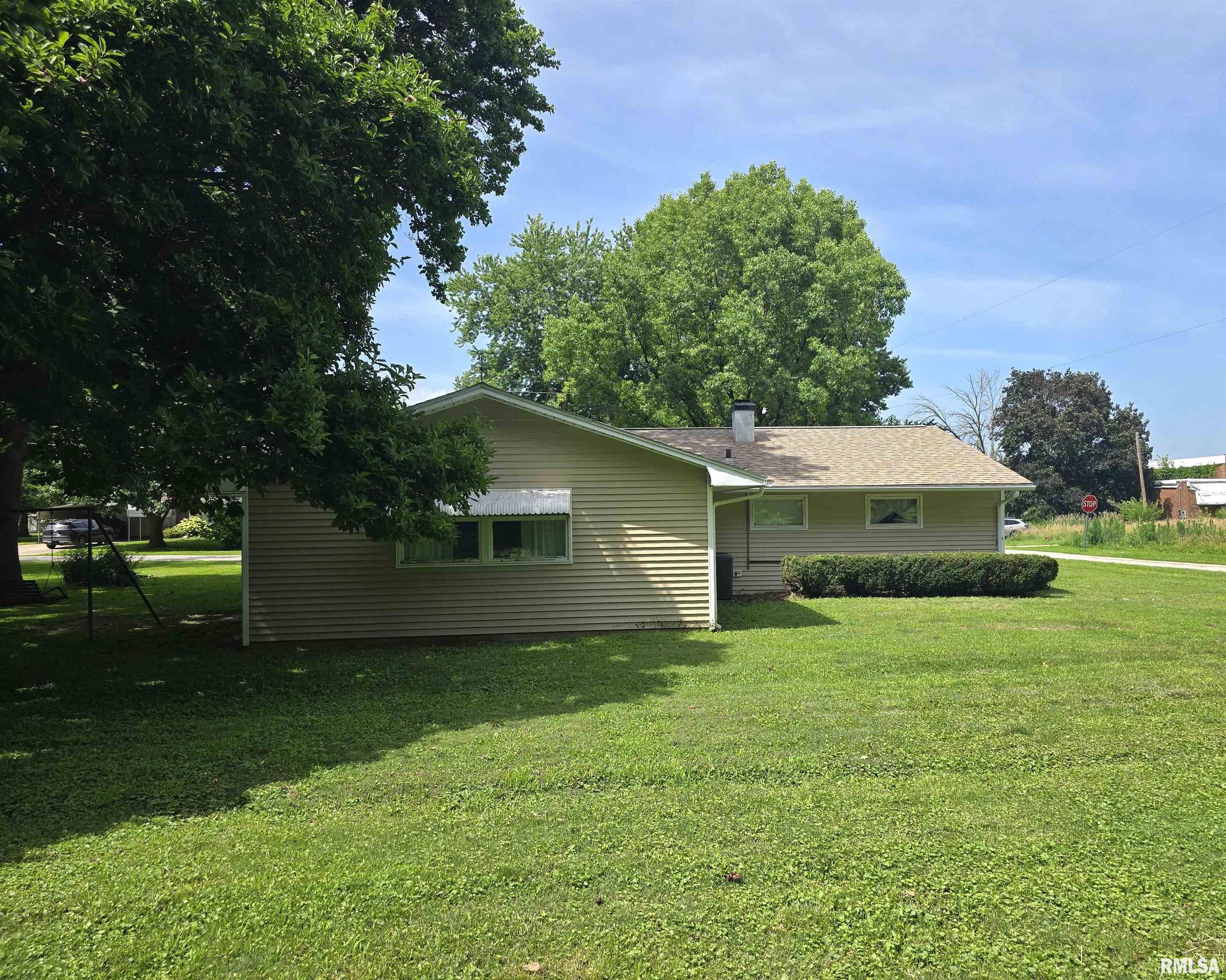 307 E CENTER Street
