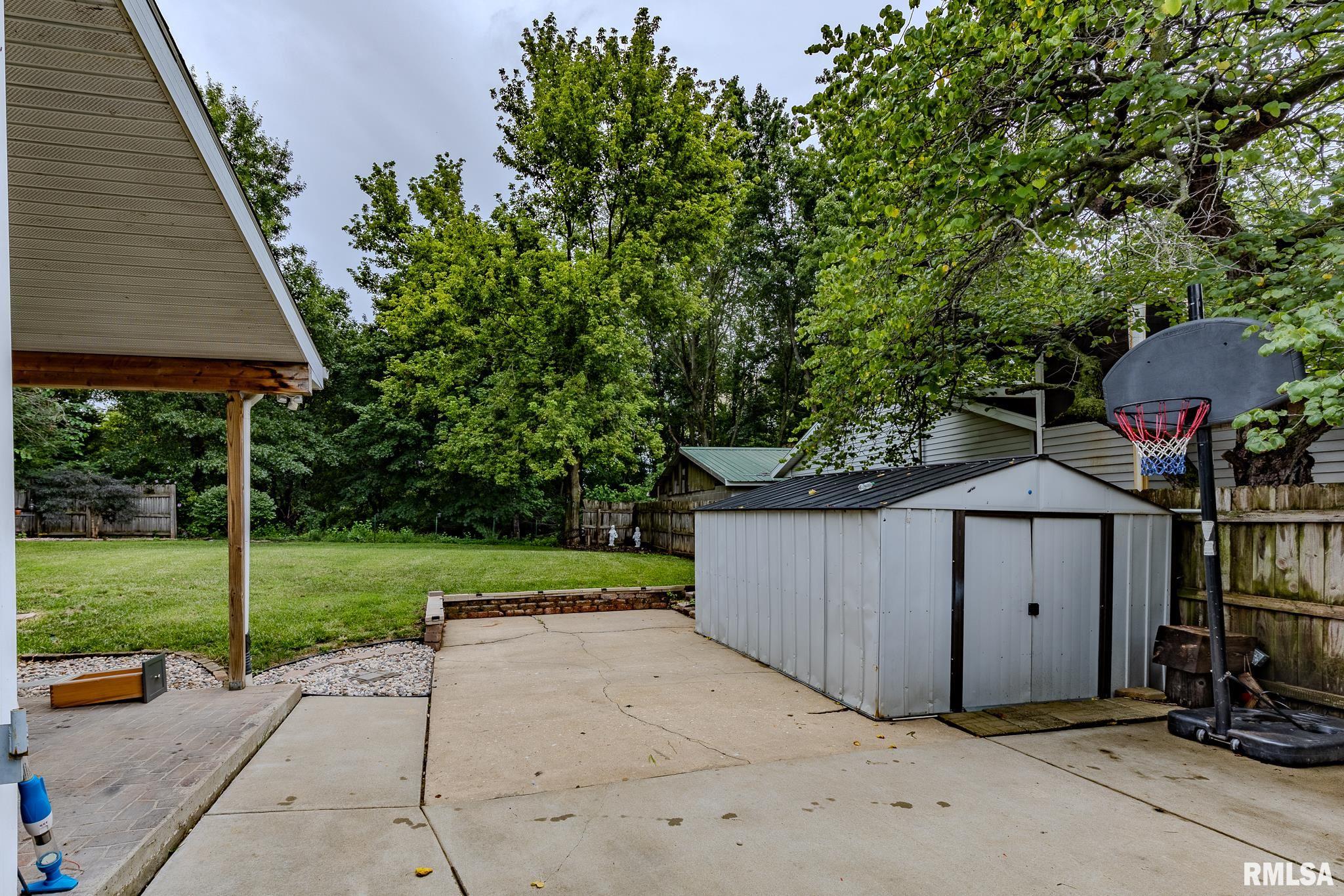 11045 BUCKHART Road