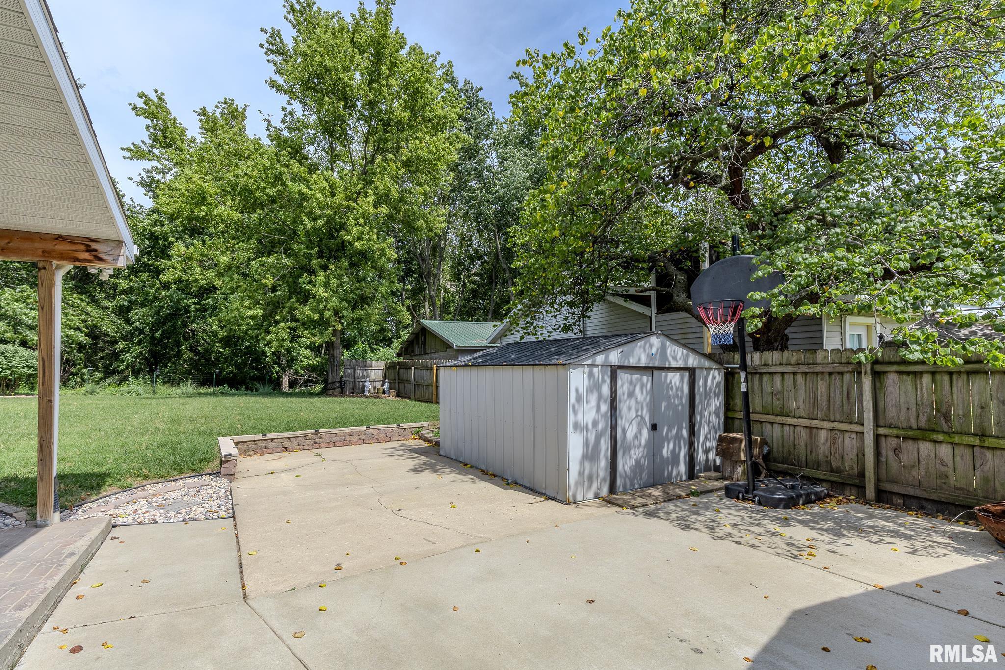 11045 BUCKHART Road