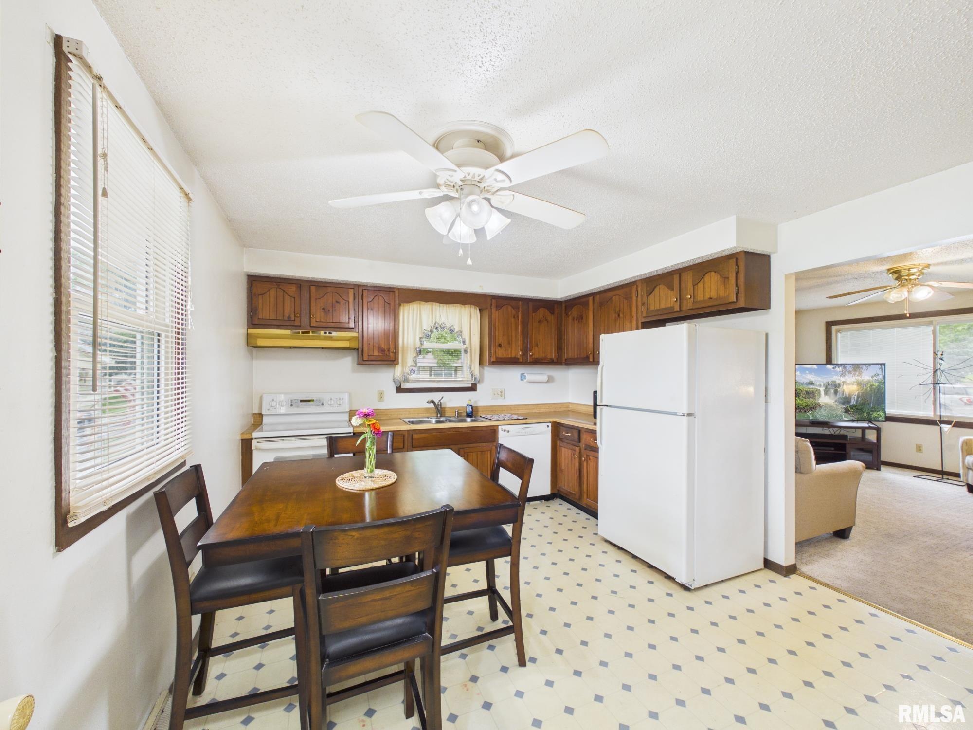 3029 SELKIRK Road