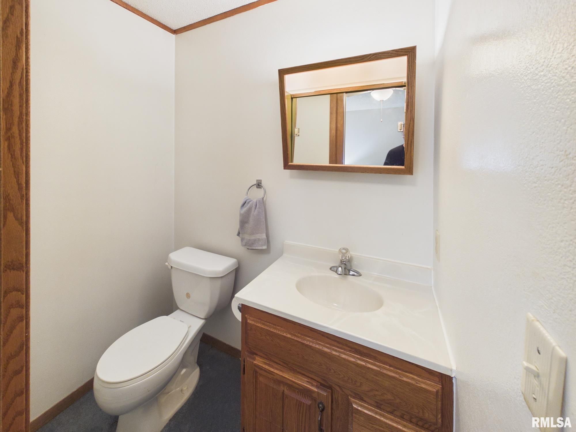 3029 SELKIRK Road