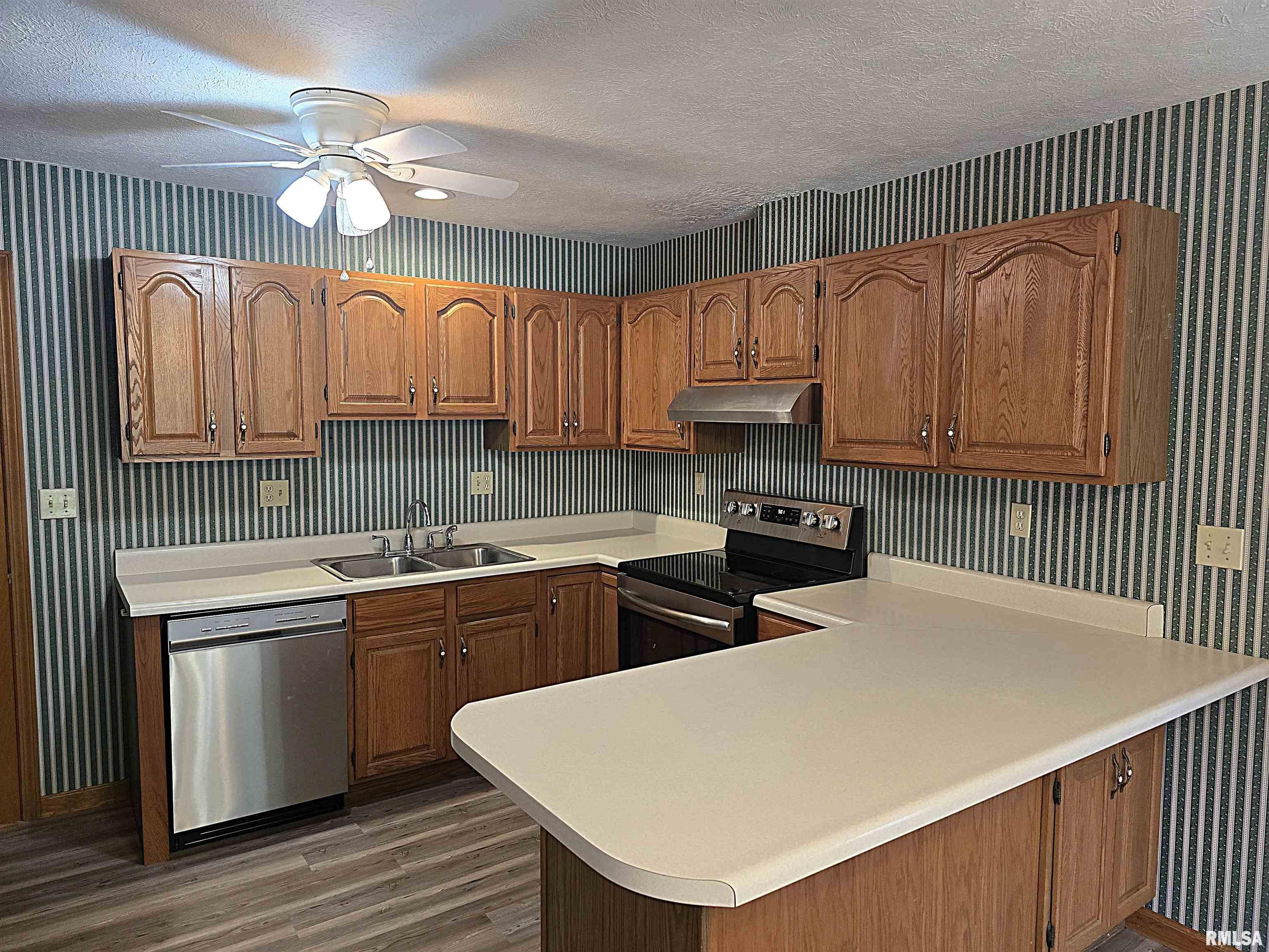 315 W Antle Street