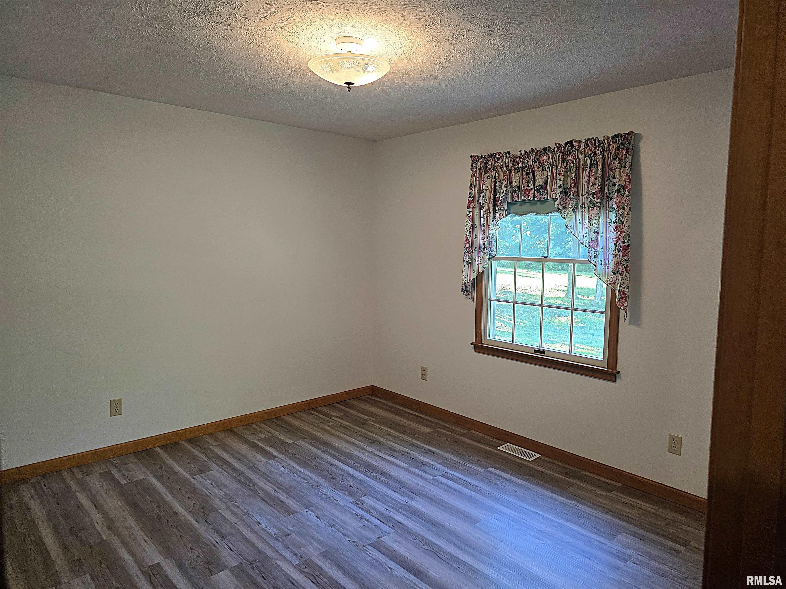 315 W Antle Street